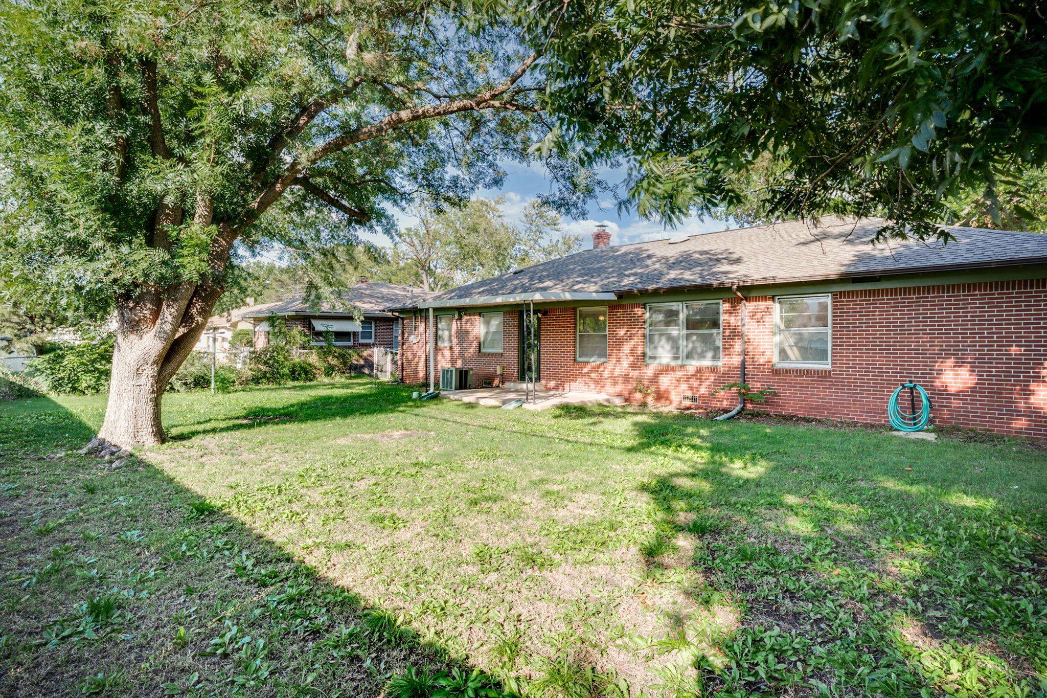 2045 N Payne Avenue Wichita KS 67203