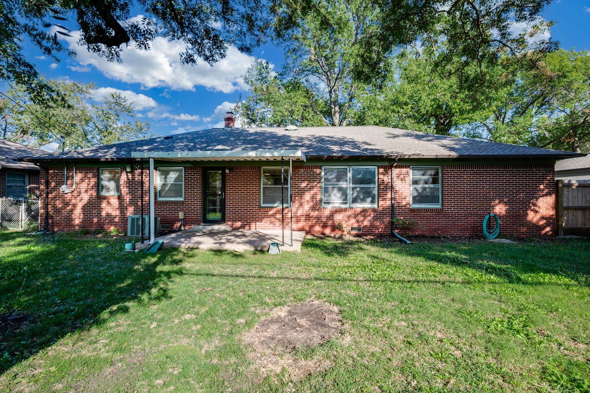 2045 N Payne Avenue Wichita KS 67203