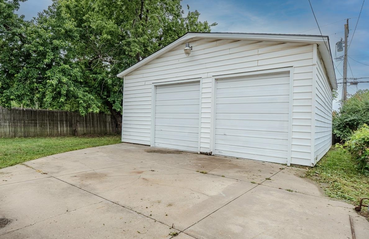 2645 S Mead Wichita KS 67216