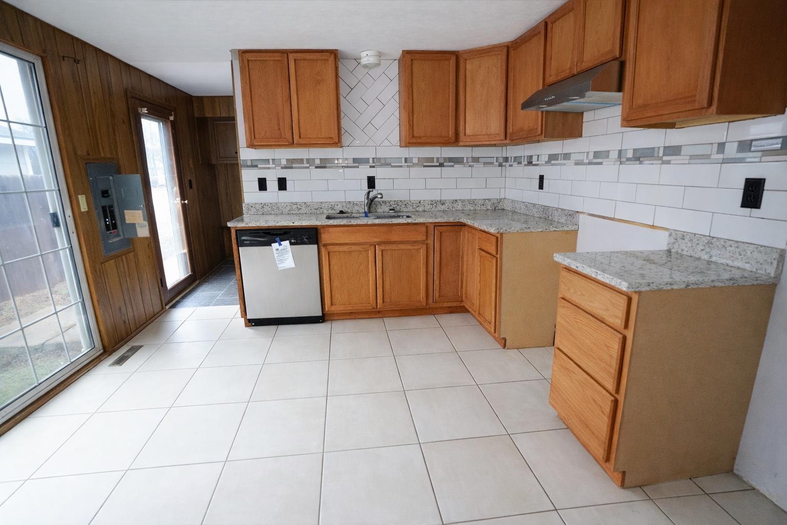 443 N Doris Wichita KS 67212