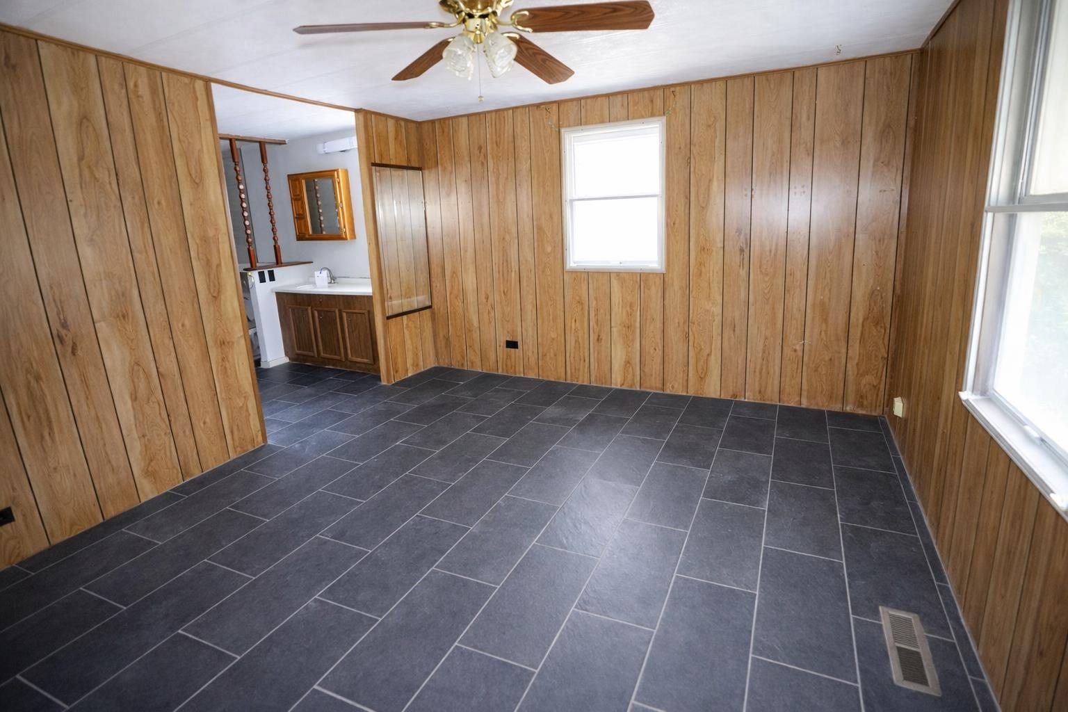 443 N Doris Wichita KS 67212
