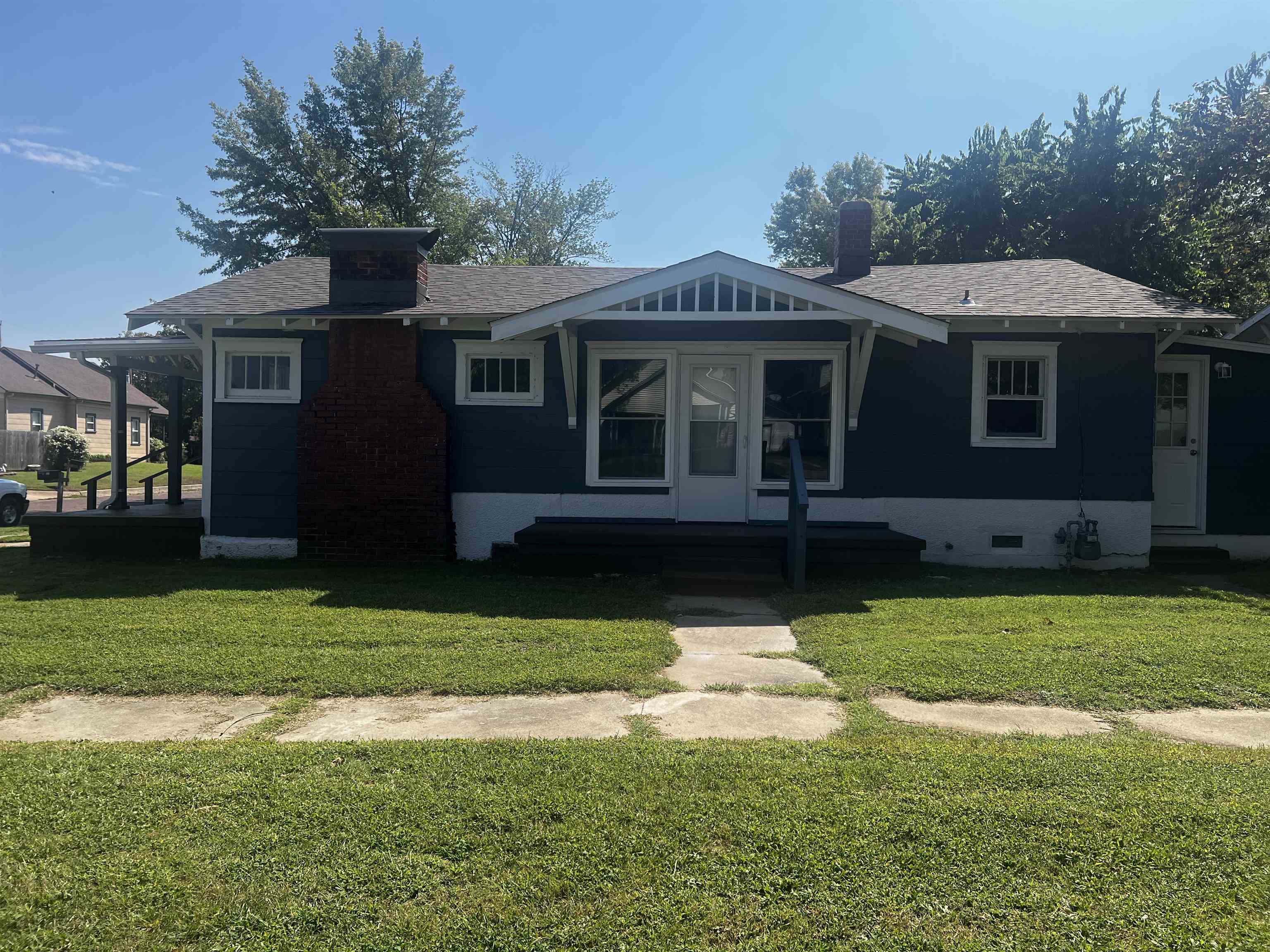 925 N 1st Arkansas City KS 67005