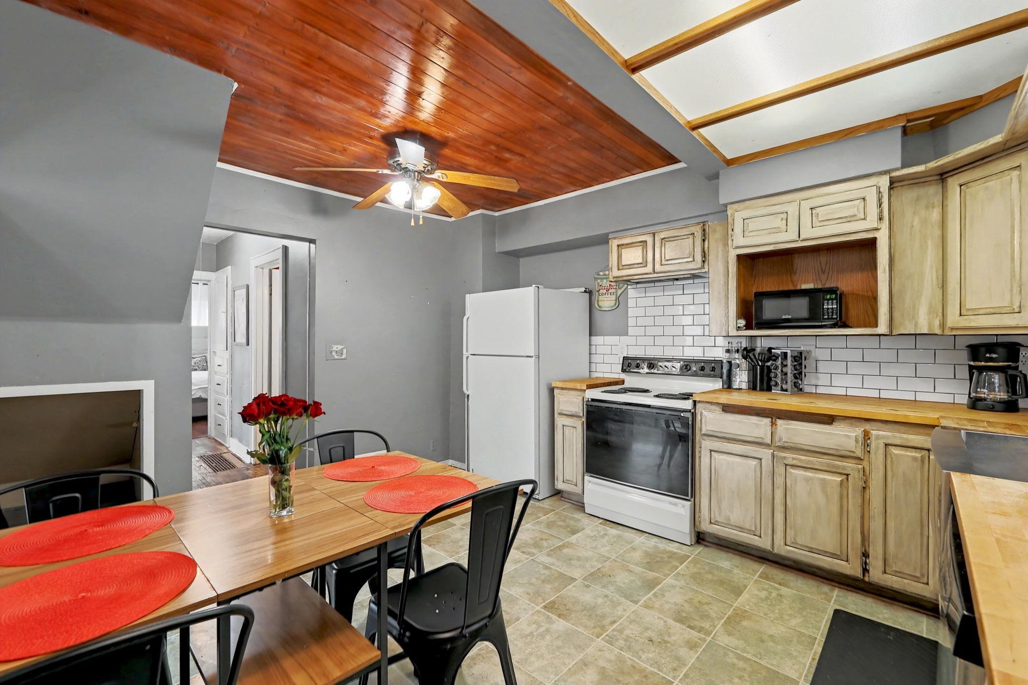 124 N Saint Clair Avenue Wichita KS 67203