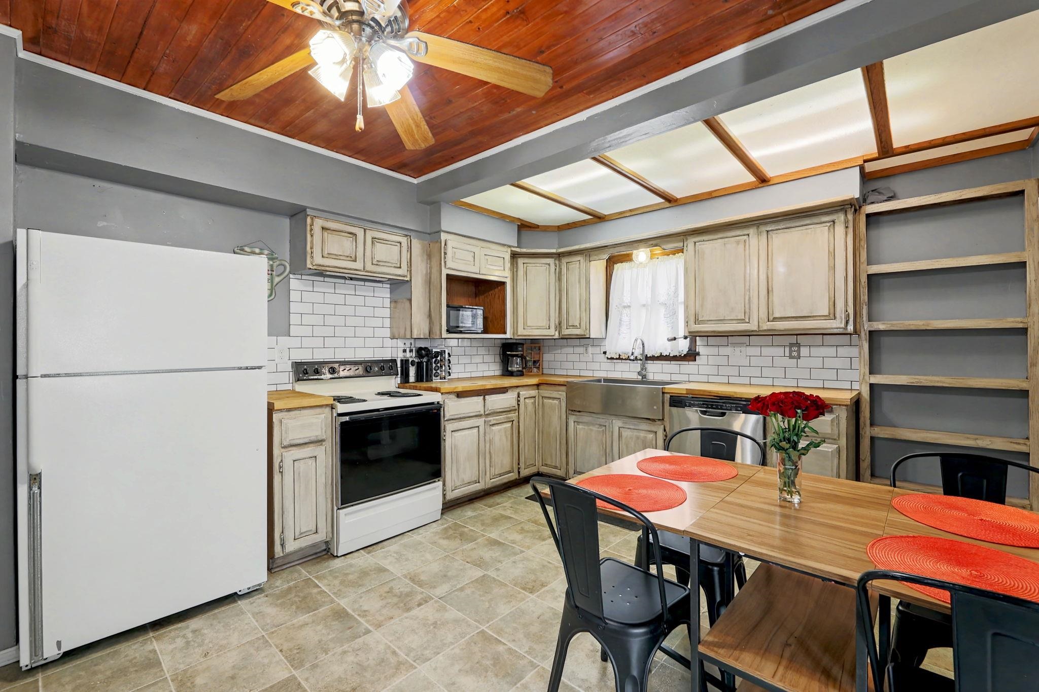 124 N Saint Clair Avenue Wichita KS 67203