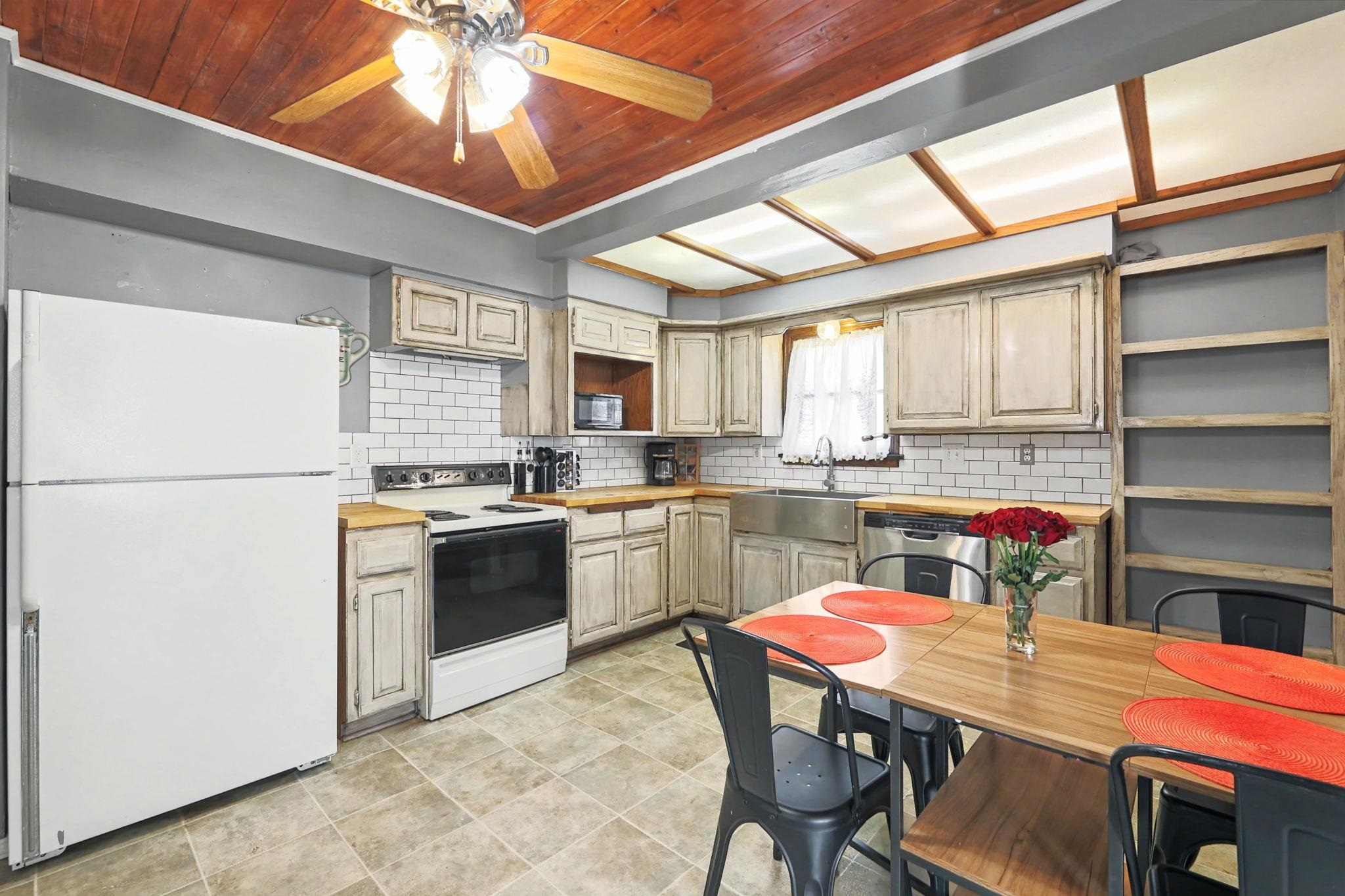 124 N Saint Clair Avenue Wichita KS 67203