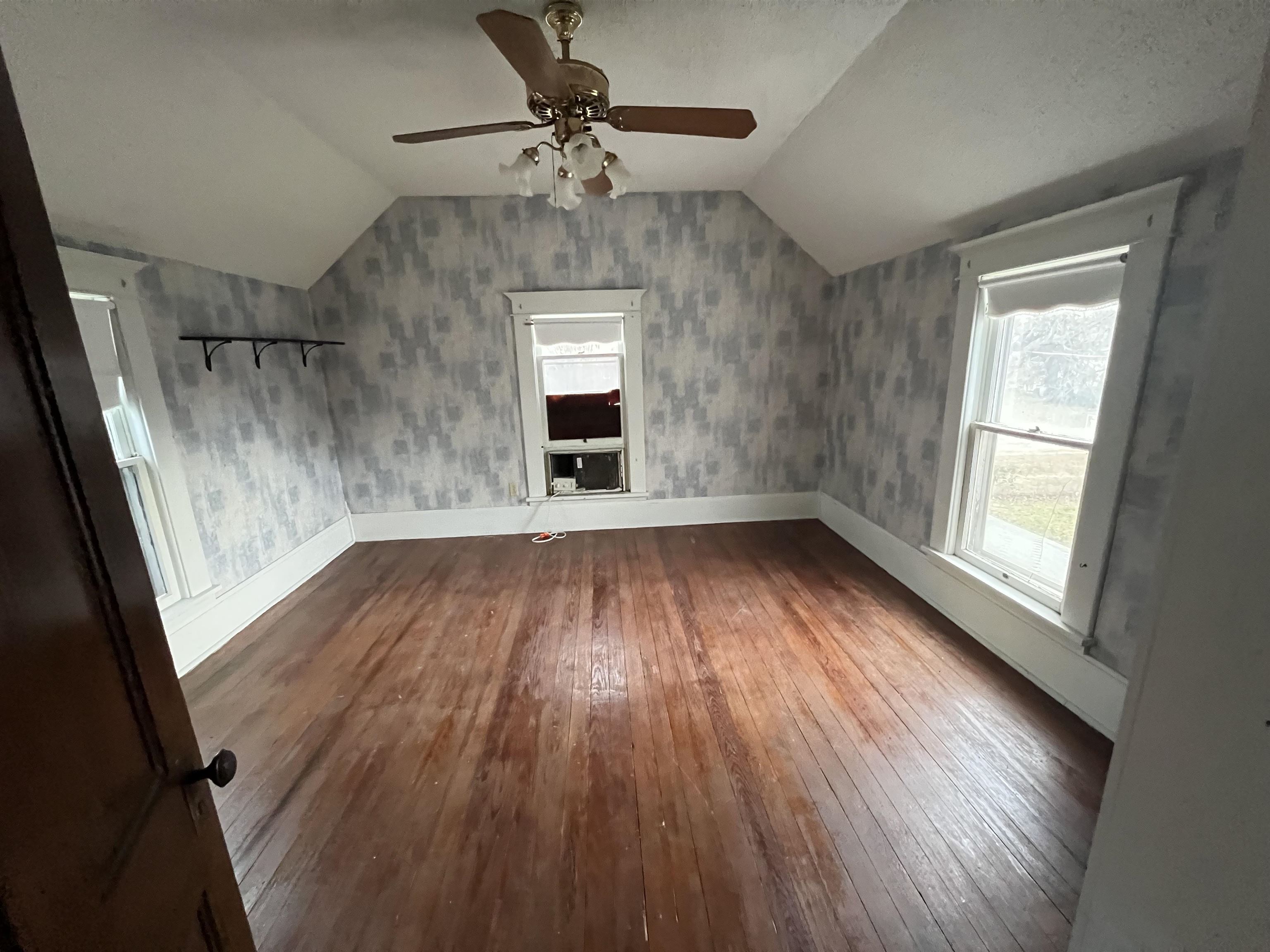 705 N Linden Belle Plaine KS 67013