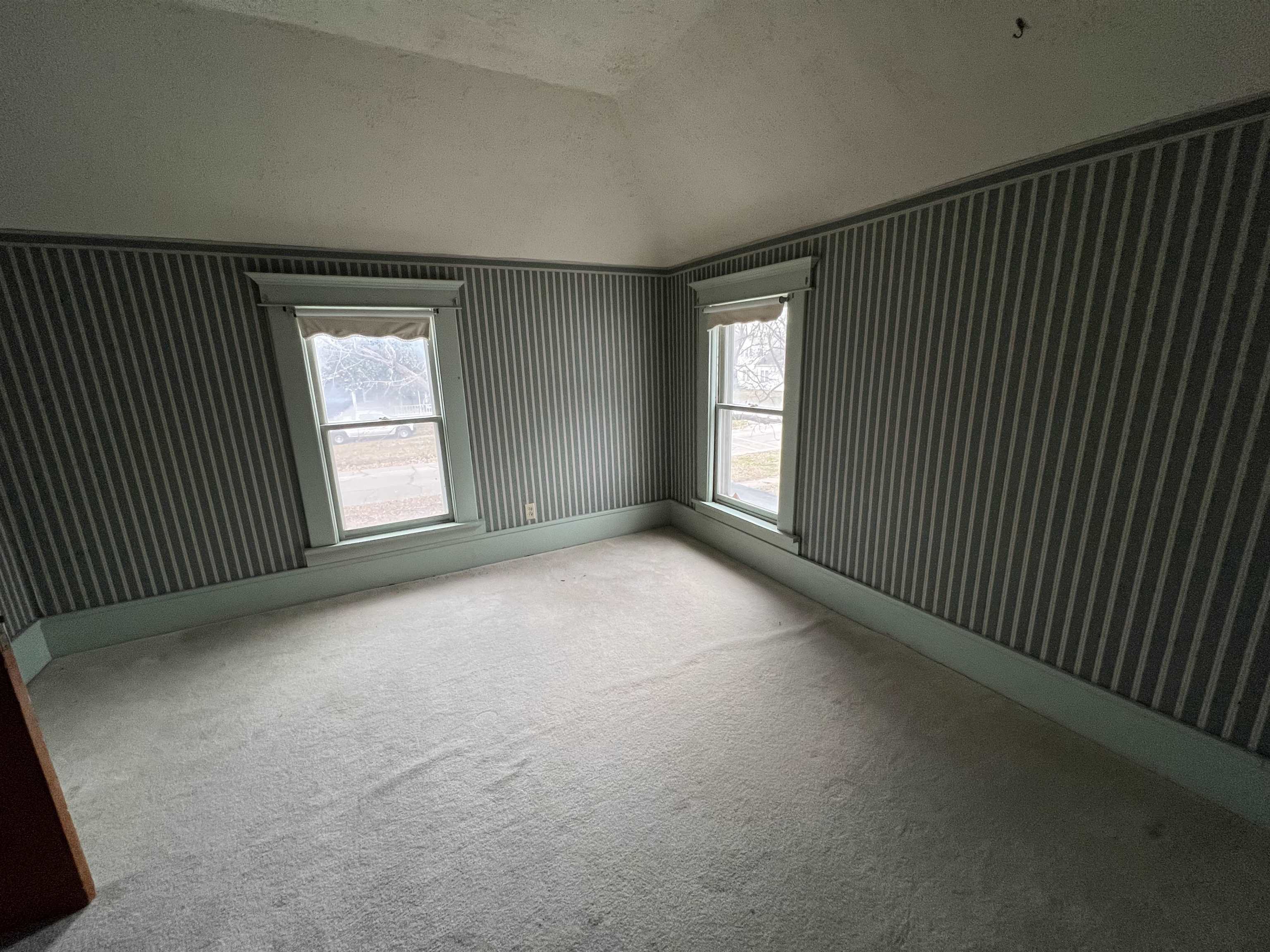 705 N Linden Belle Plaine KS 67013