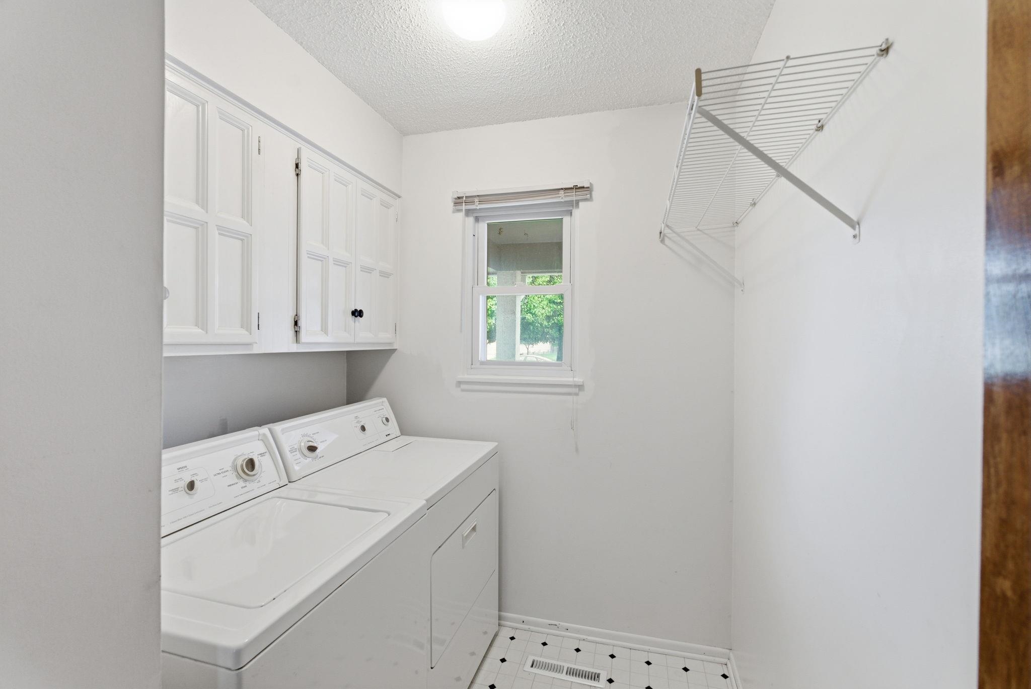 2522 N Battin Wichita KS 67220