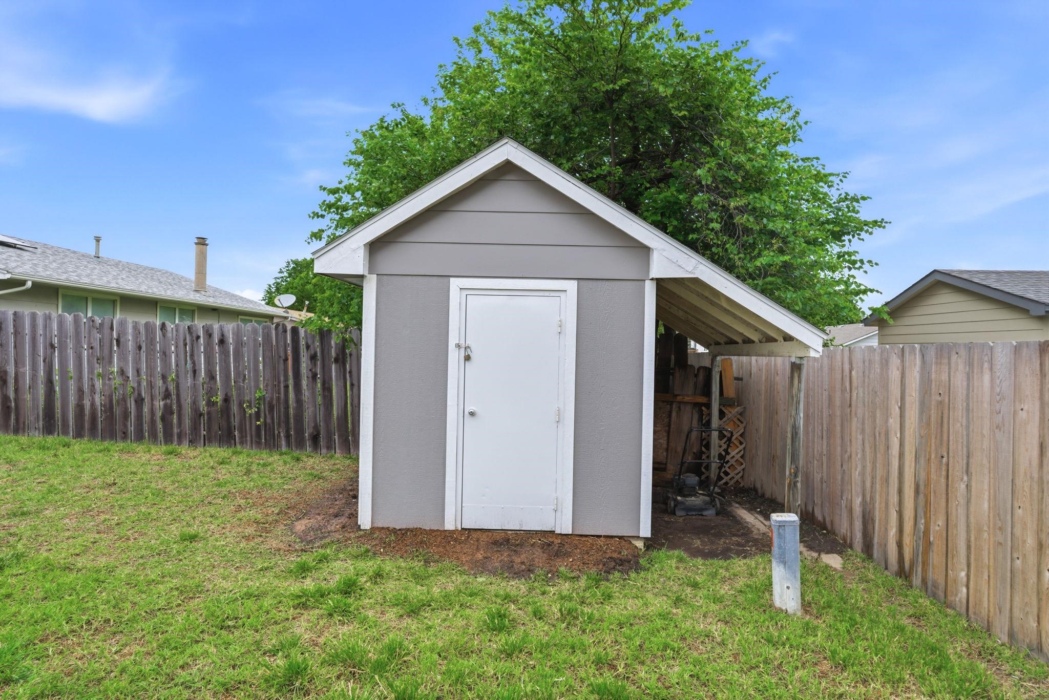 2522 N Battin Wichita KS 67220