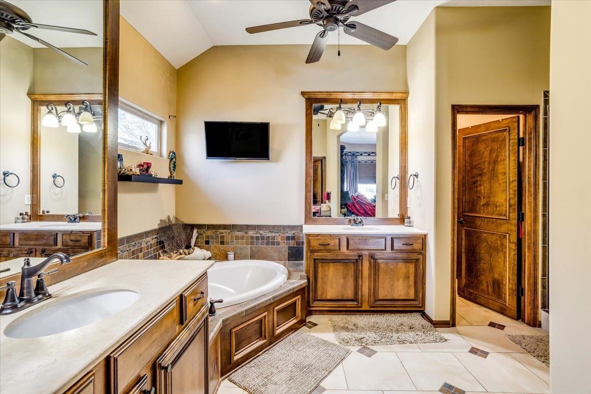 705 N Deerfield Court Andover KS 67002