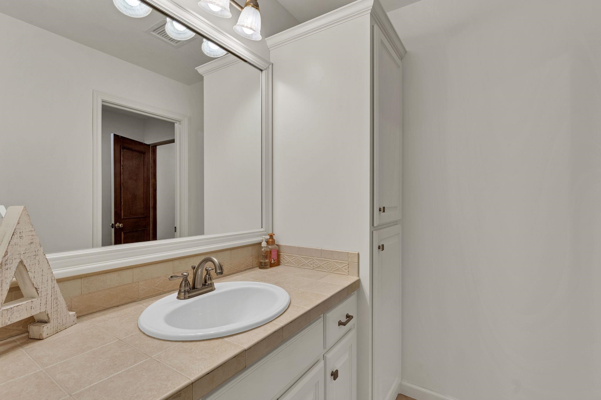 1814 N Red Brush Street Wichita KS 67206