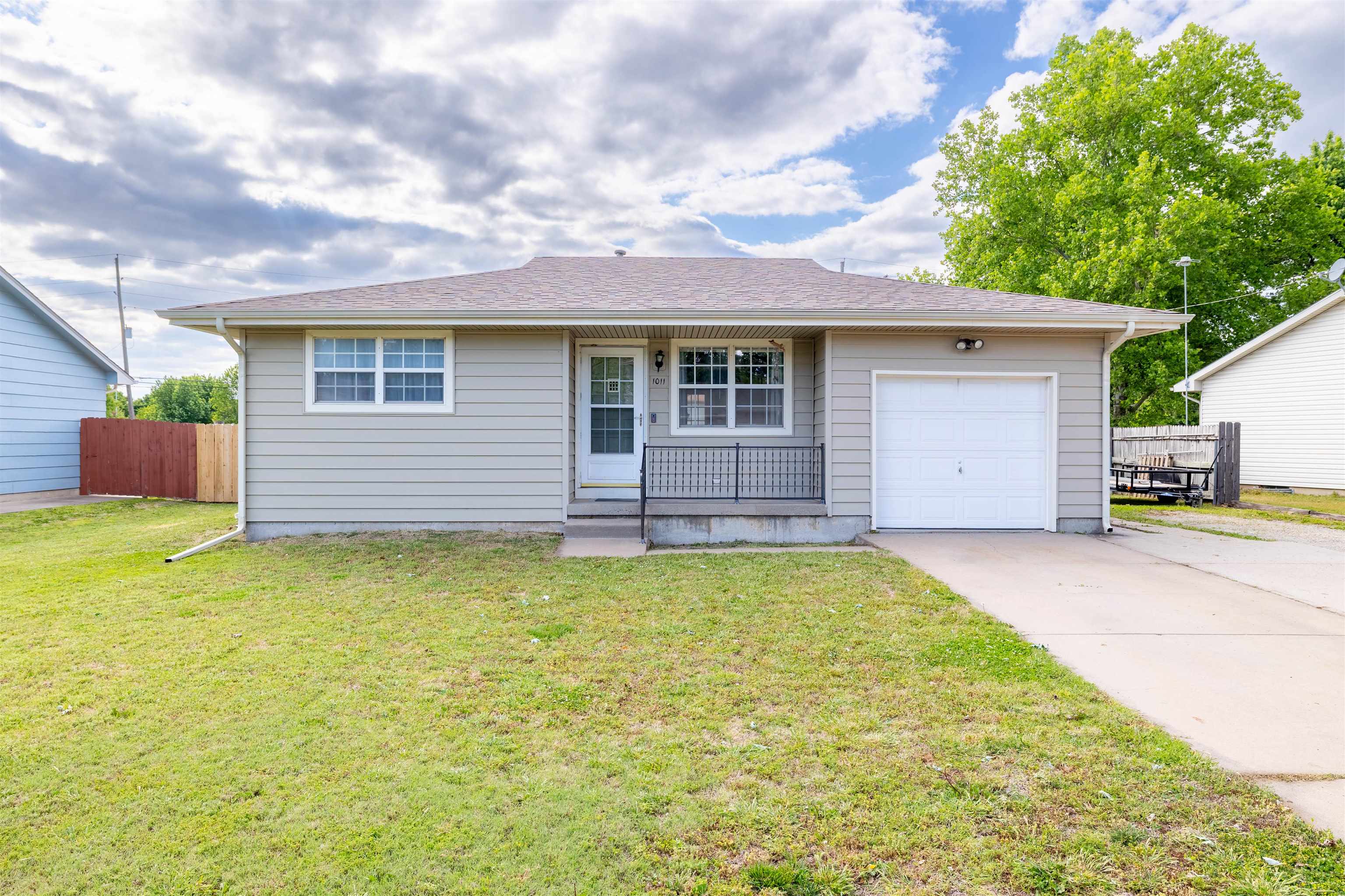 1011 N Wirth Augusta KS 67010