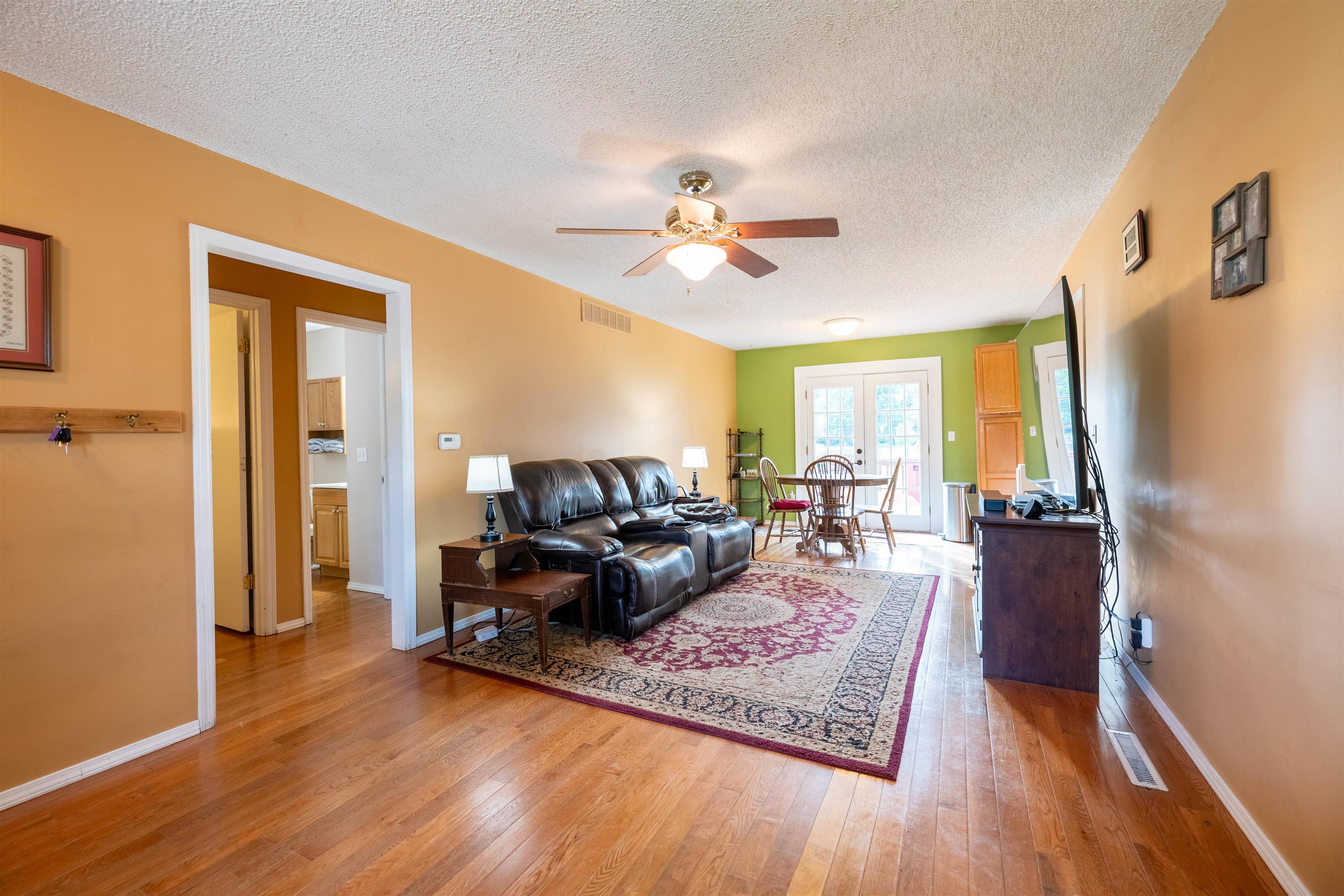 1011 N Wirth Augusta KS 67010
