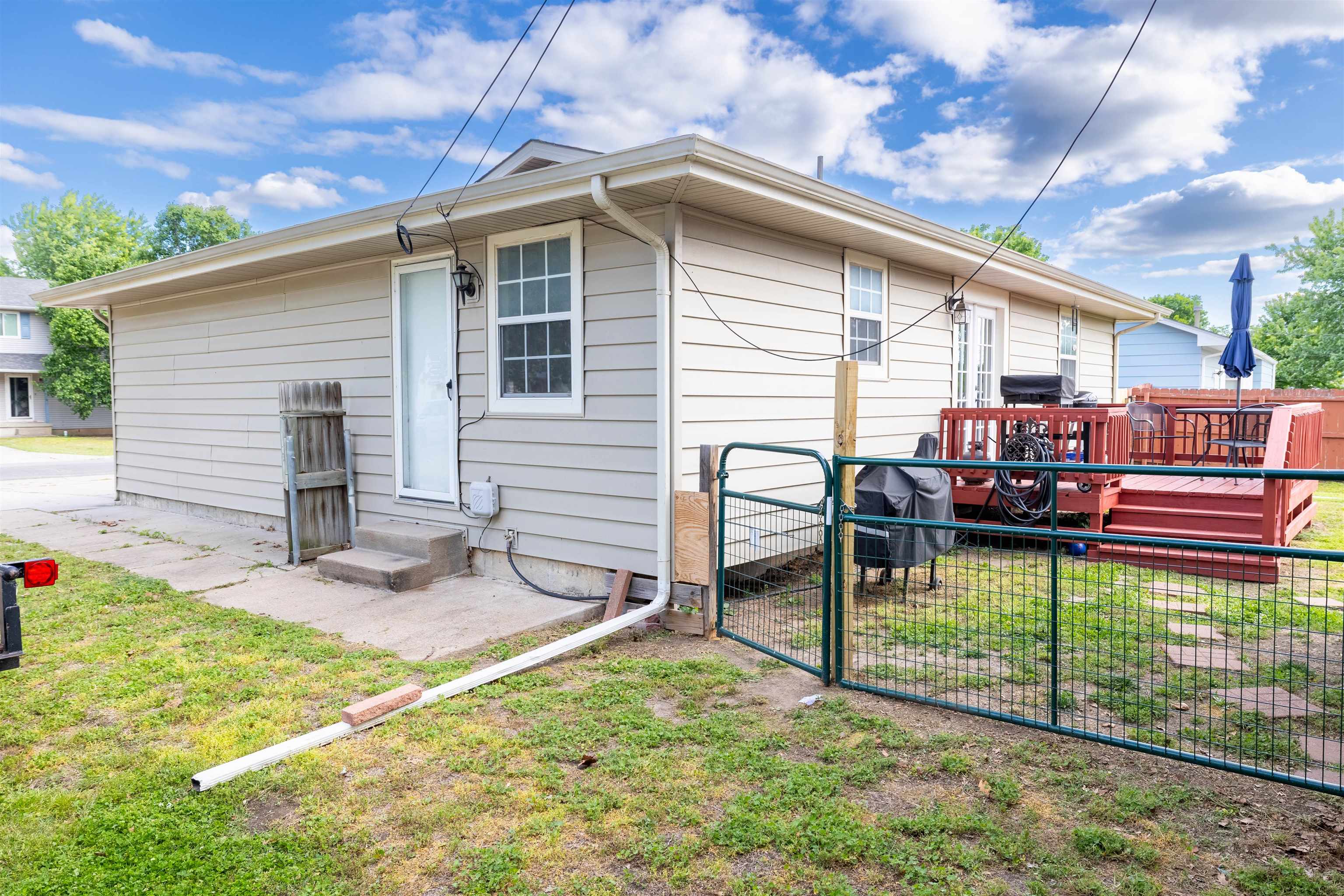1011 N Wirth Augusta KS 67010