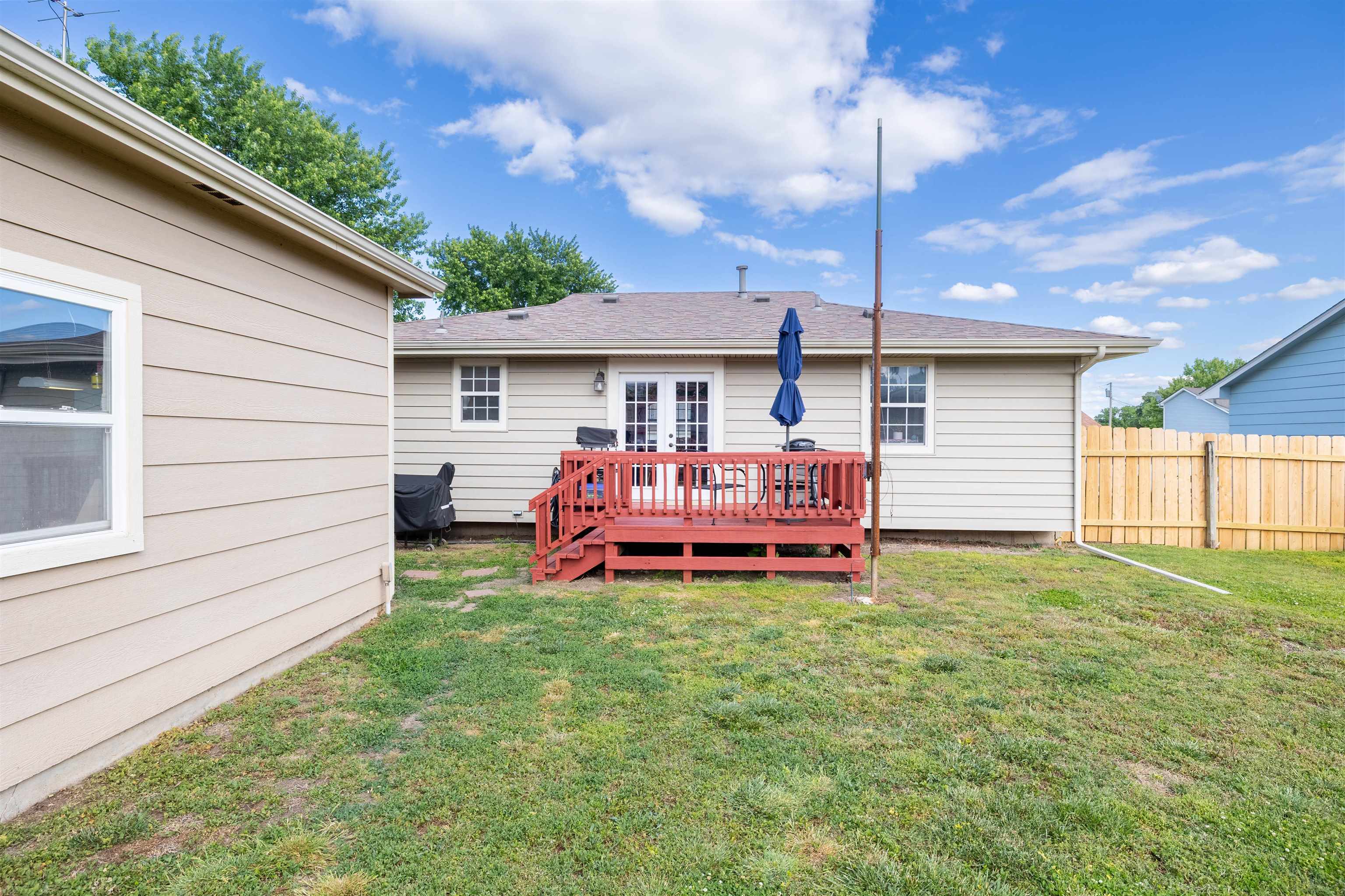 1011 N Wirth Augusta KS 67010