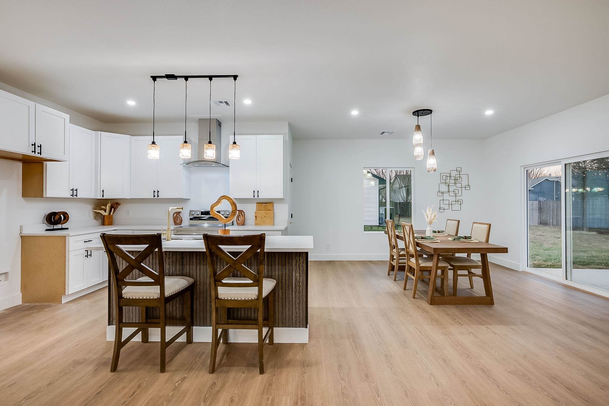 105 Oxford Avenue Bentley KS 67016