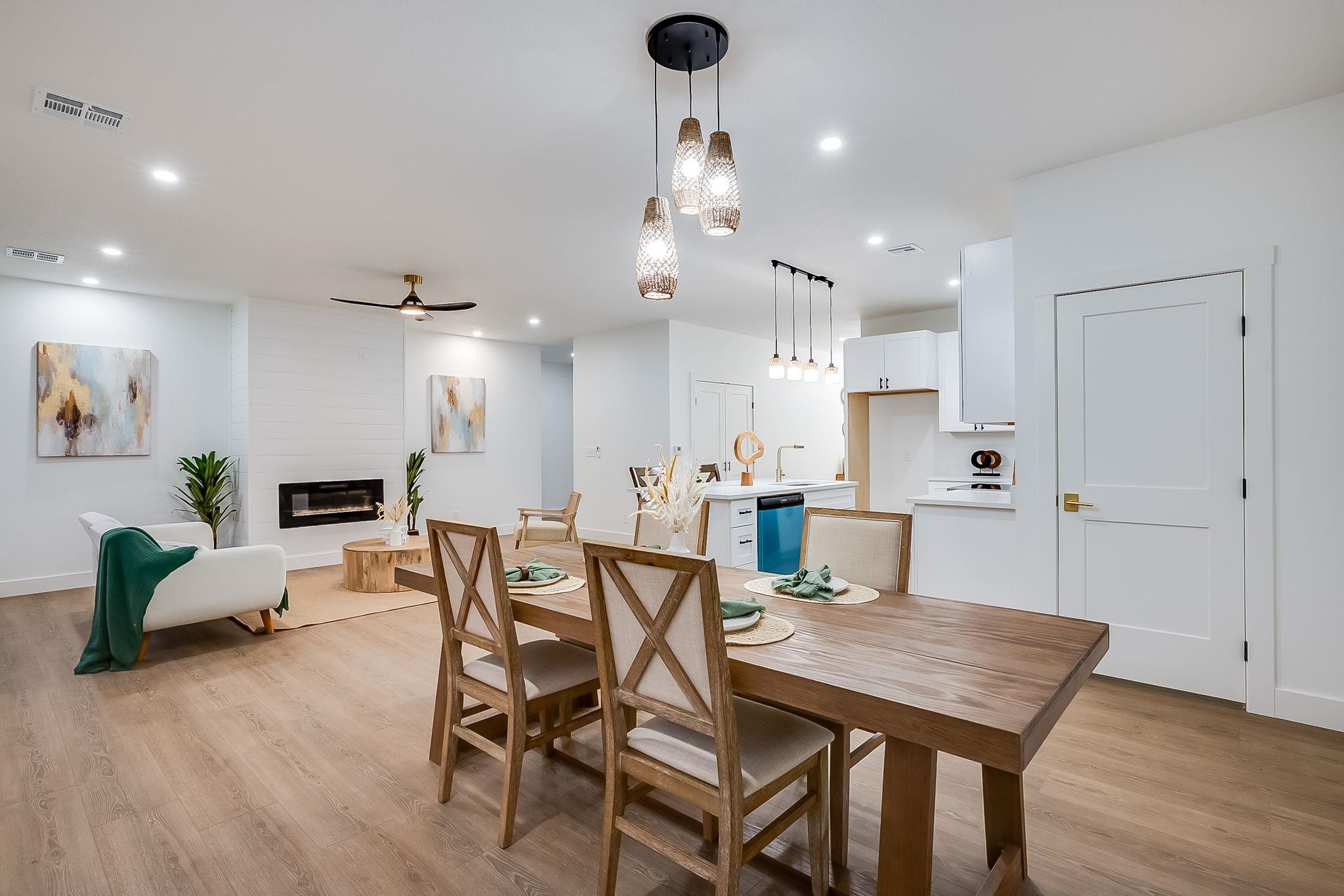 105 Oxford Avenue Bentley KS 67016
