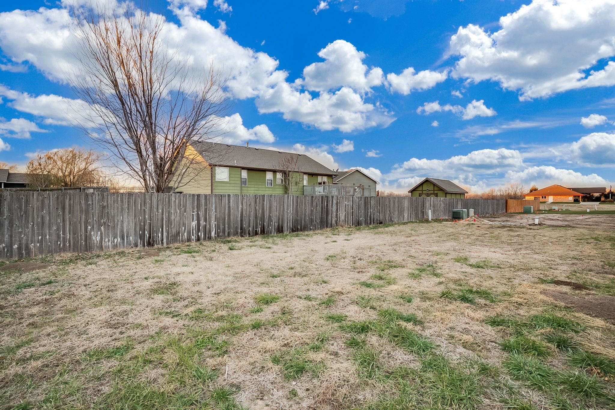 105 Oxford Avenue Bentley KS 67016