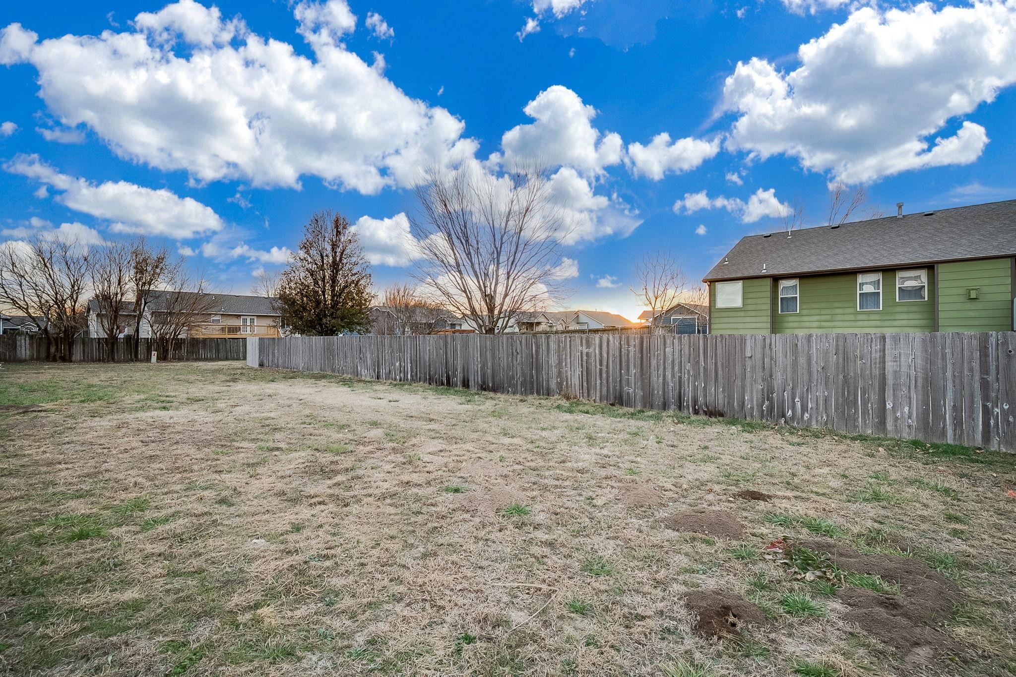 105 Oxford Avenue Bentley KS 67016