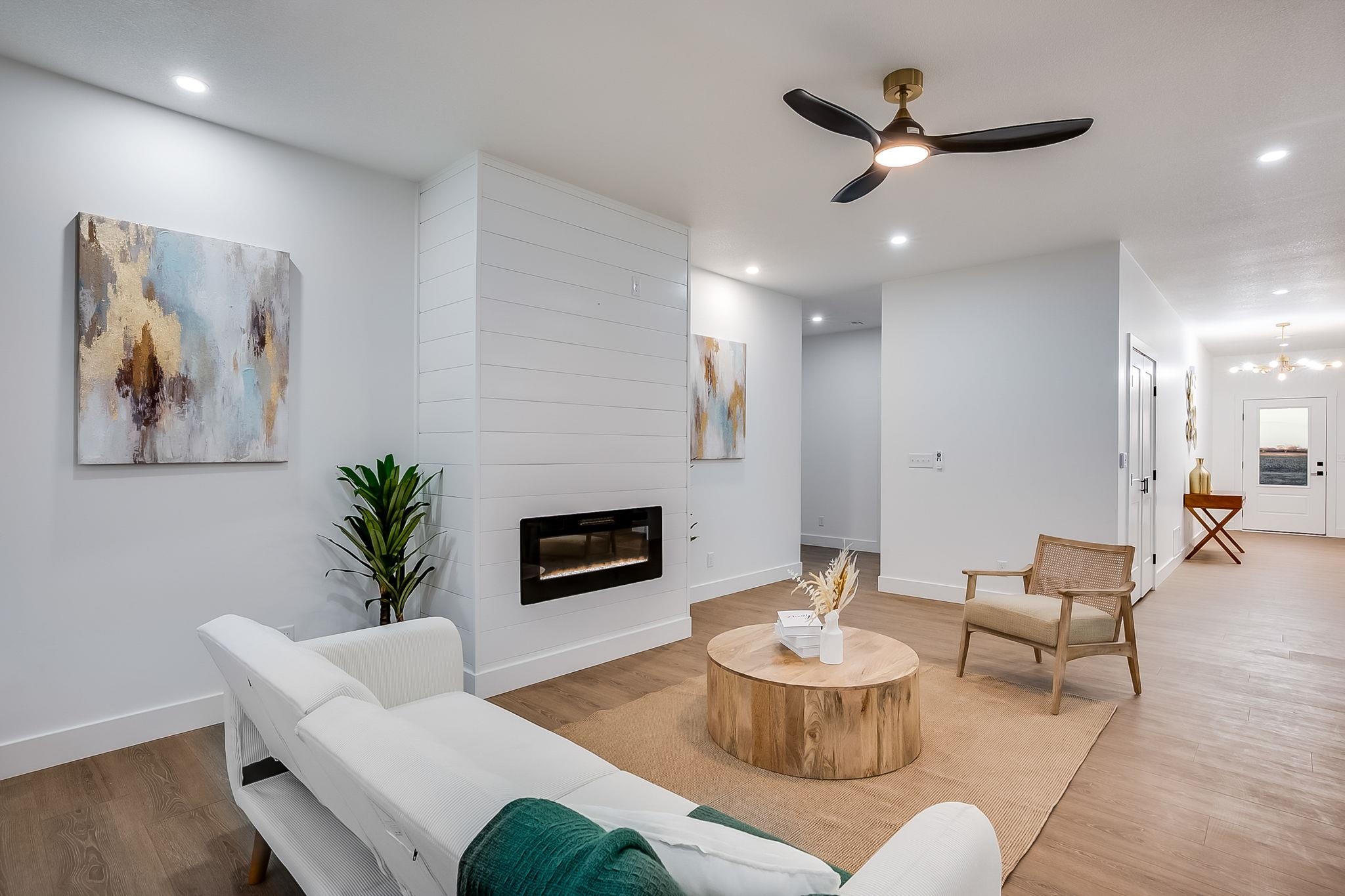 105 Oxford Avenue Bentley KS 67016