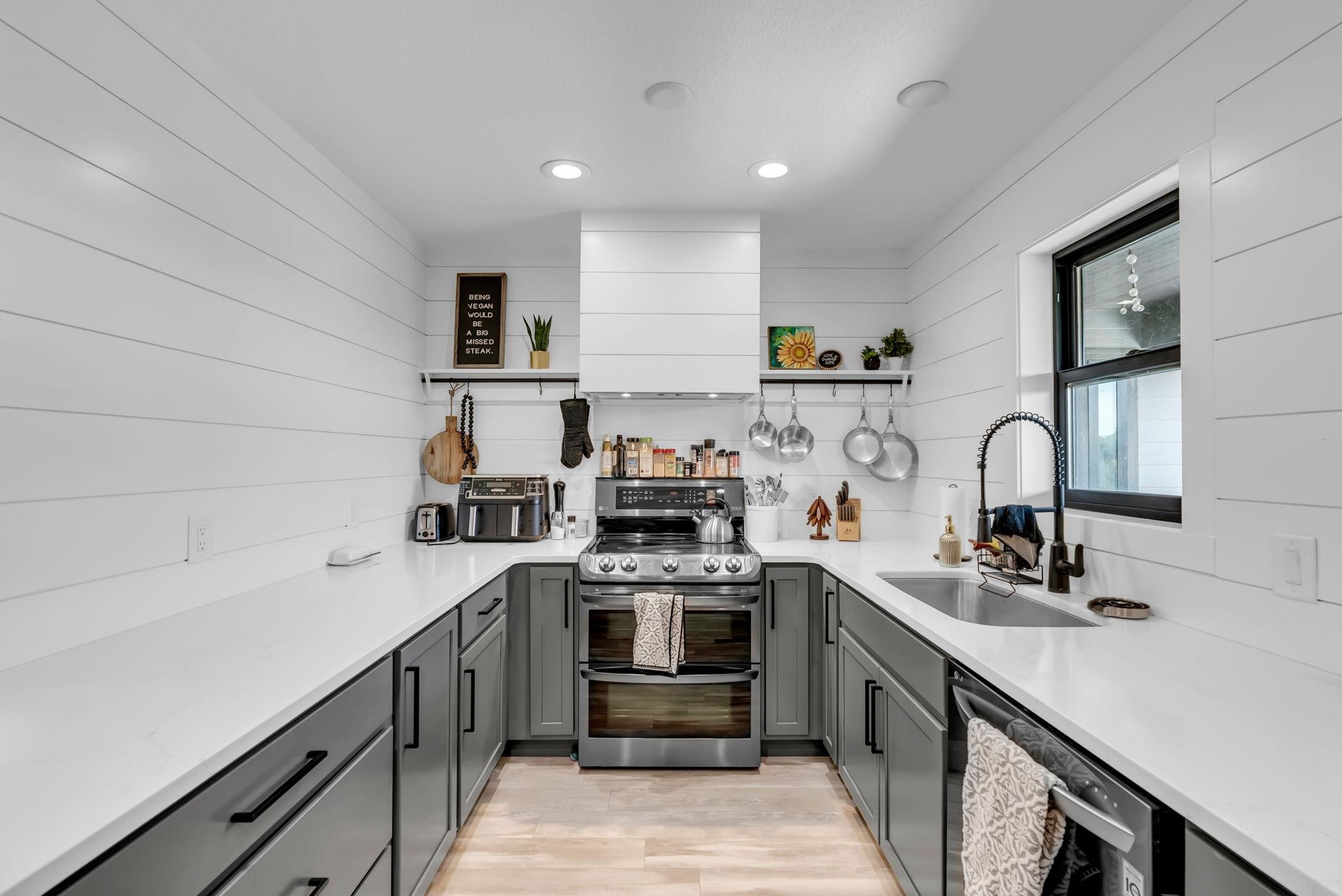 6330 SE 84th Street Newton KS 67114