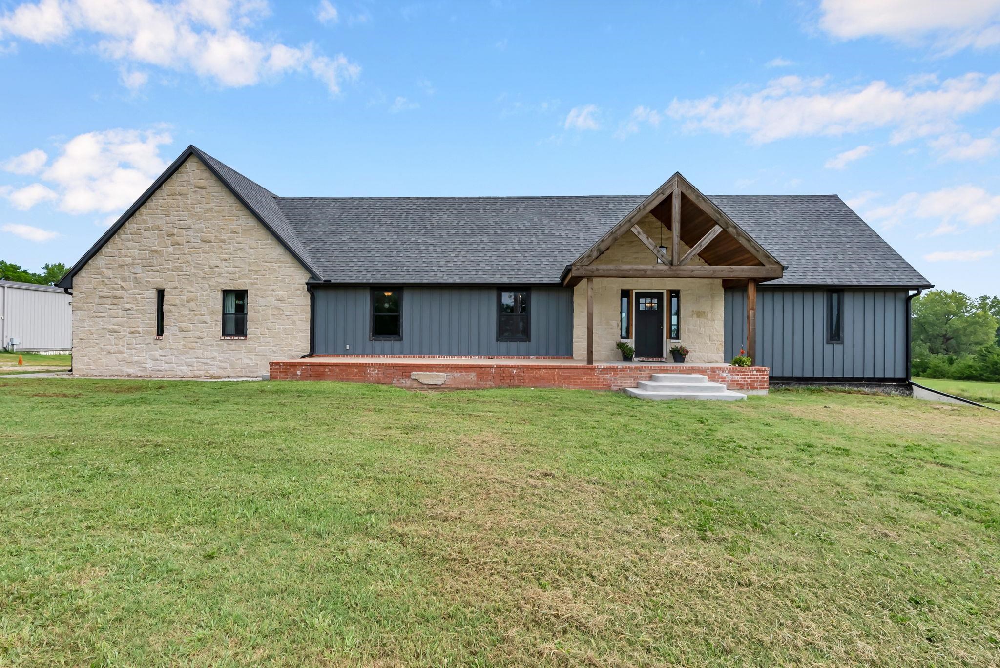 6330 SE 84th Street Newton KS 67114