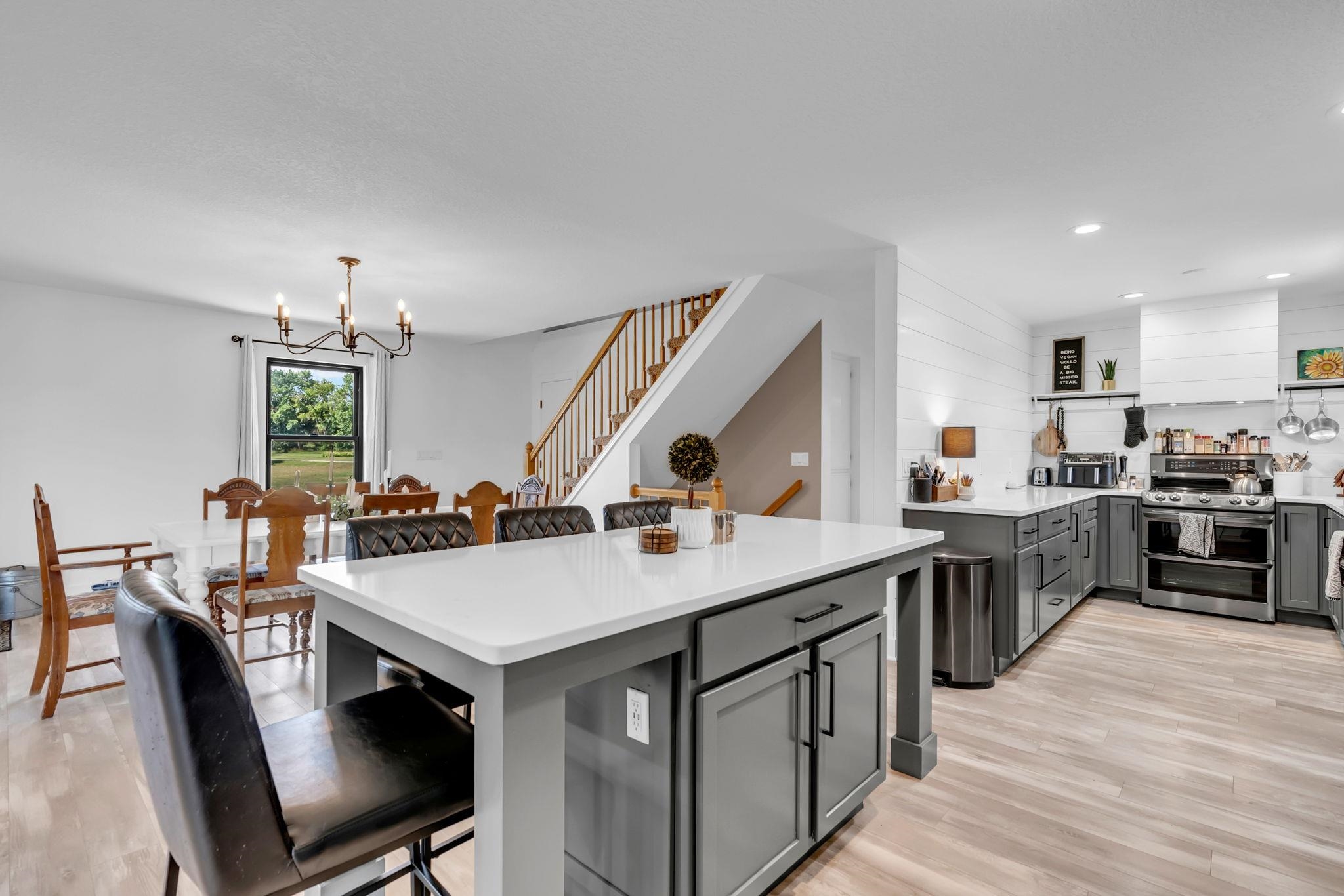 6330 SE 84th Street Newton KS 67114
