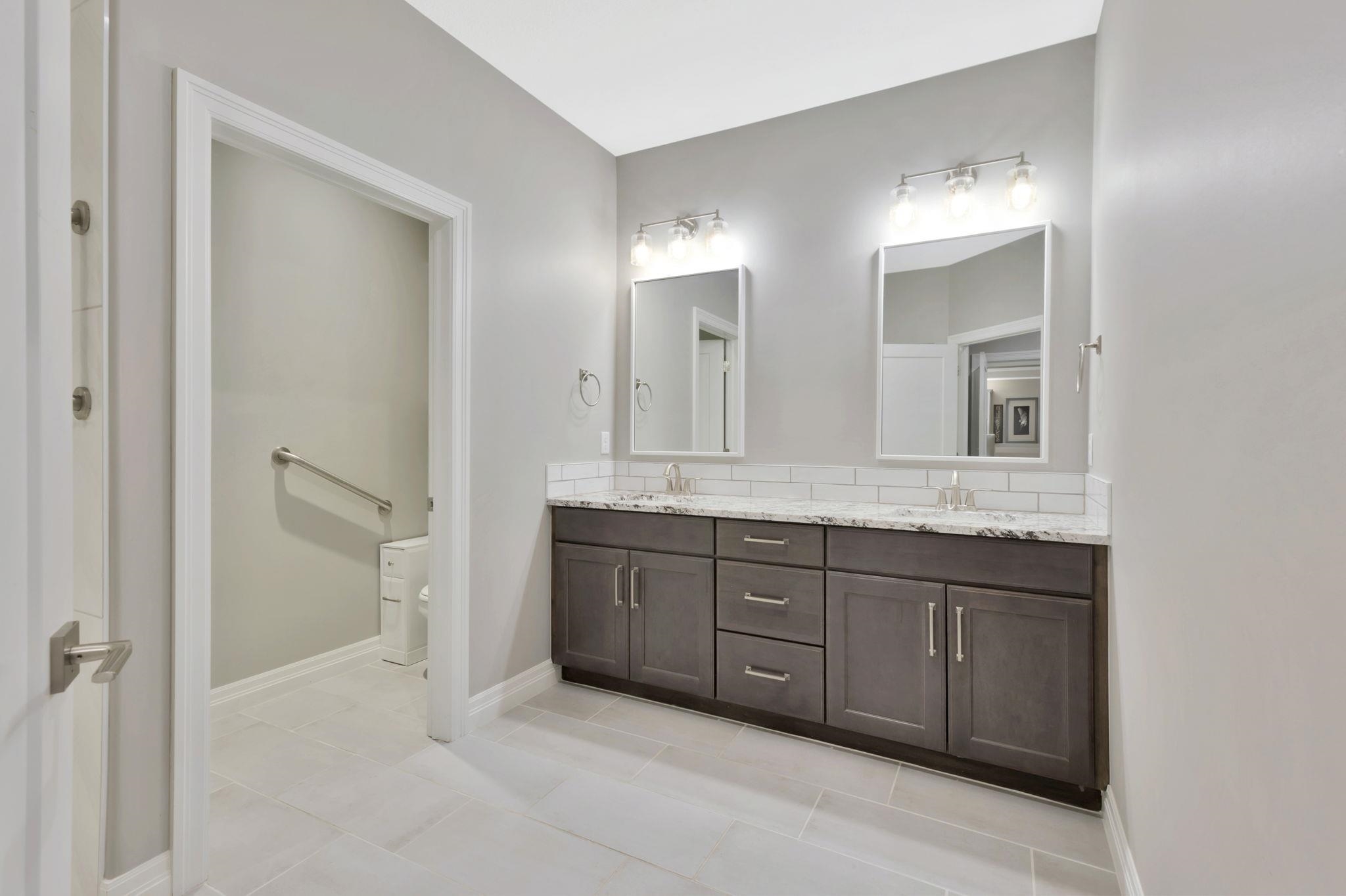 136 S Legacy Way Andover KS 67002