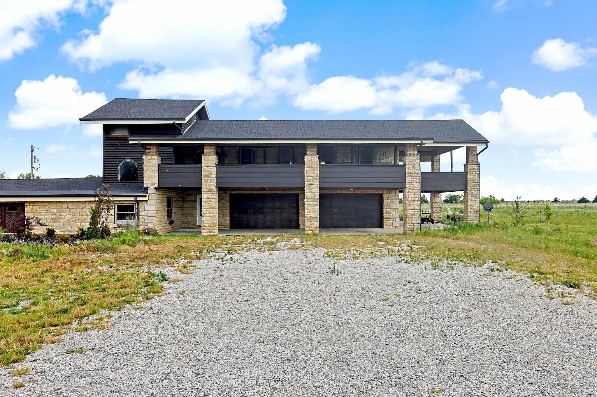 1827 SE 20th Street El Dorado KS 67042