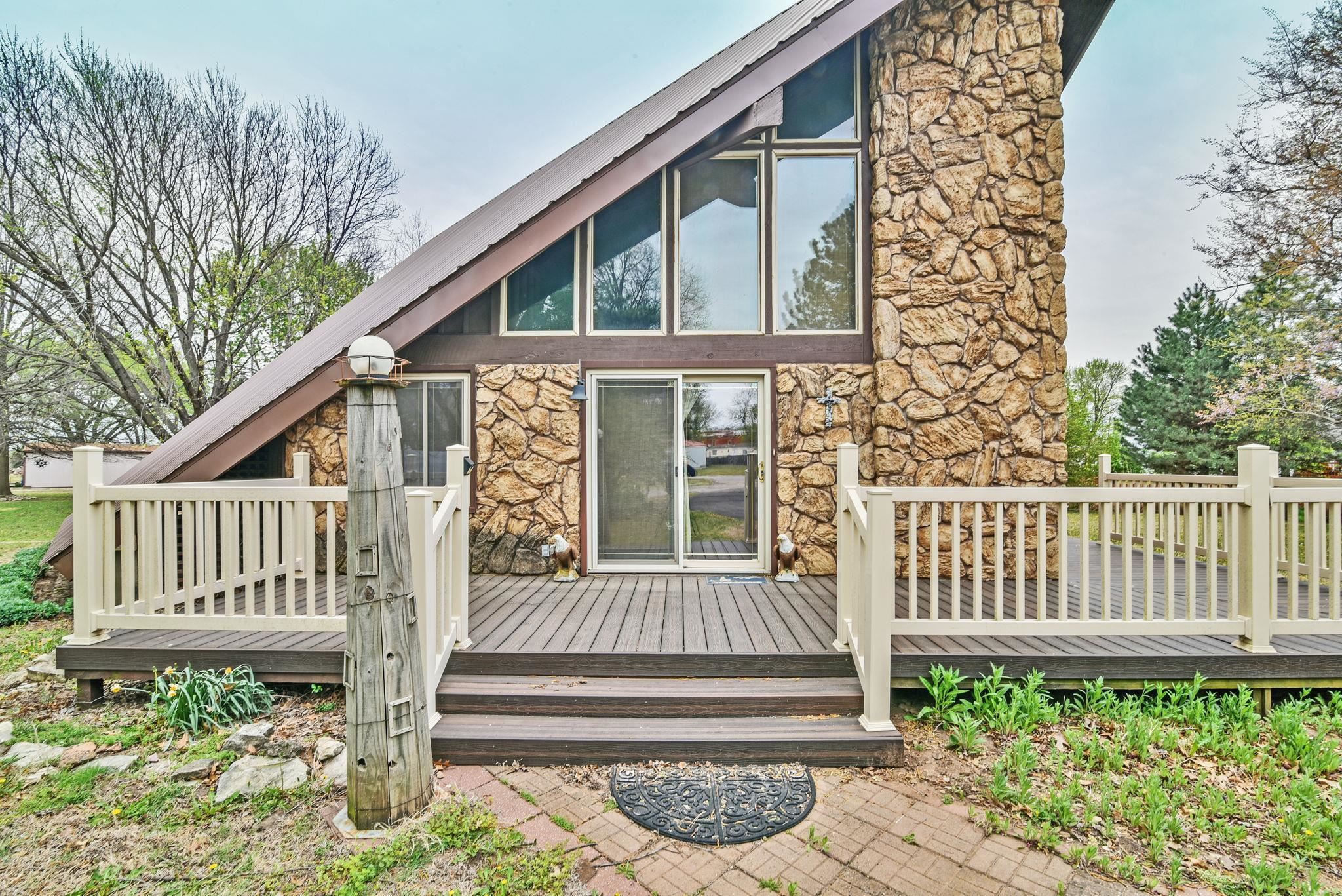 1107 Monroe Harper KS 67058
