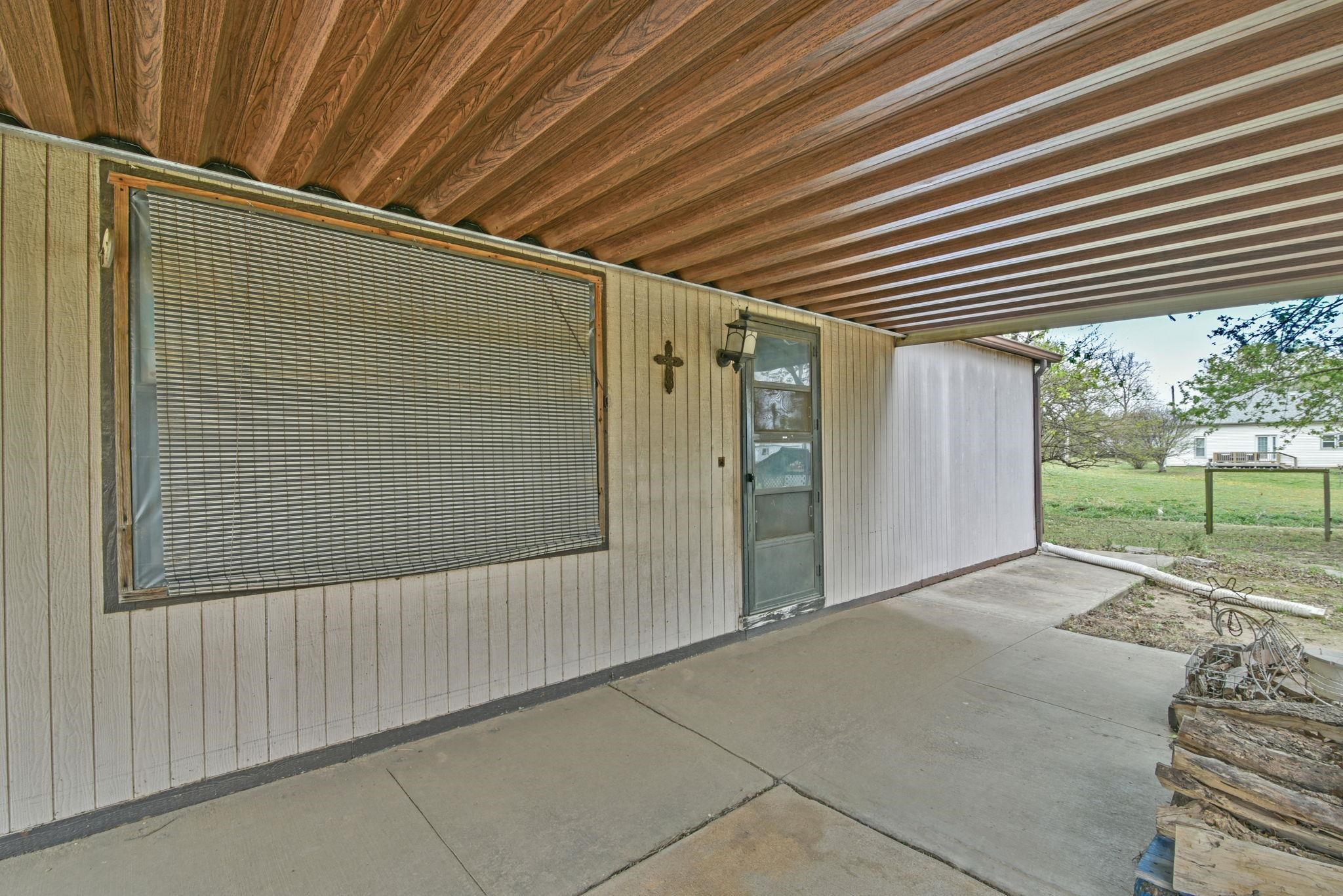 1107 Monroe Harper KS 67058