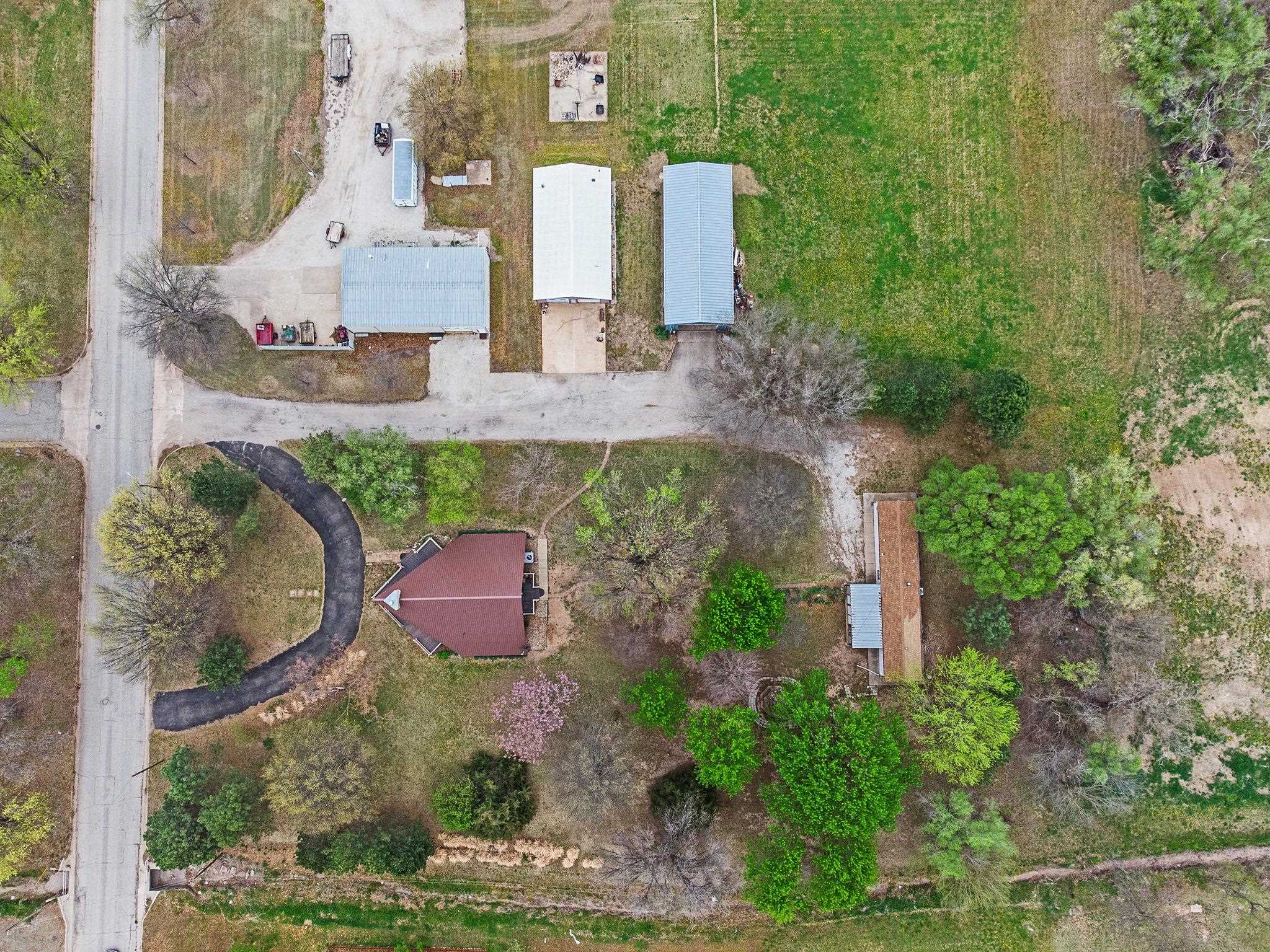 1107 Monroe Harper KS 67058