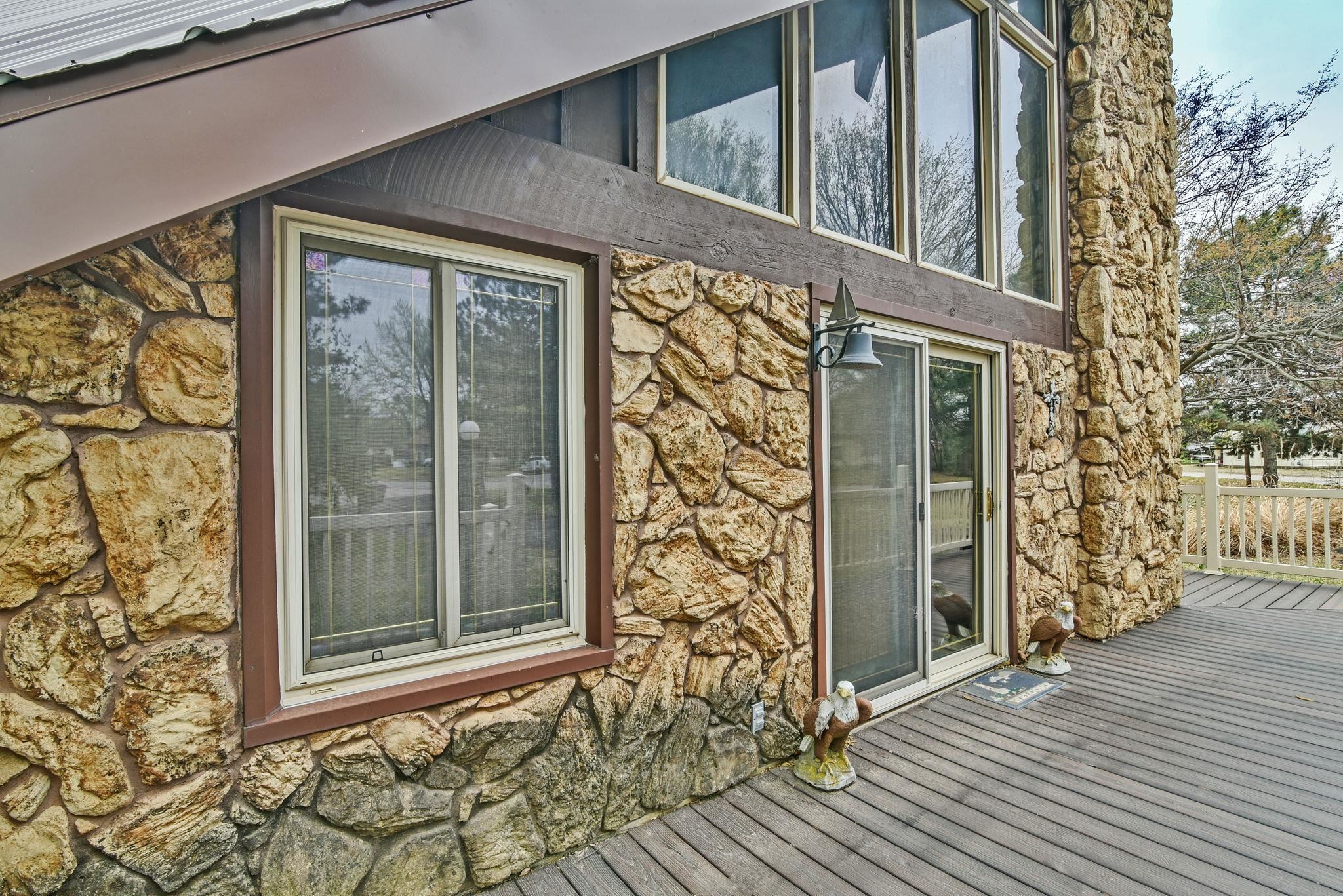 1107 Monroe Harper KS 67058