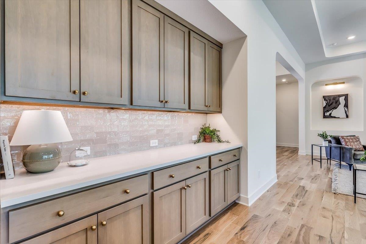 256 S Ciderbluff Circle Wichita KS 67052