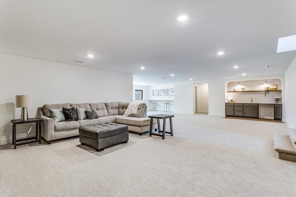 256 S Ciderbluff Circle Wichita KS 67052