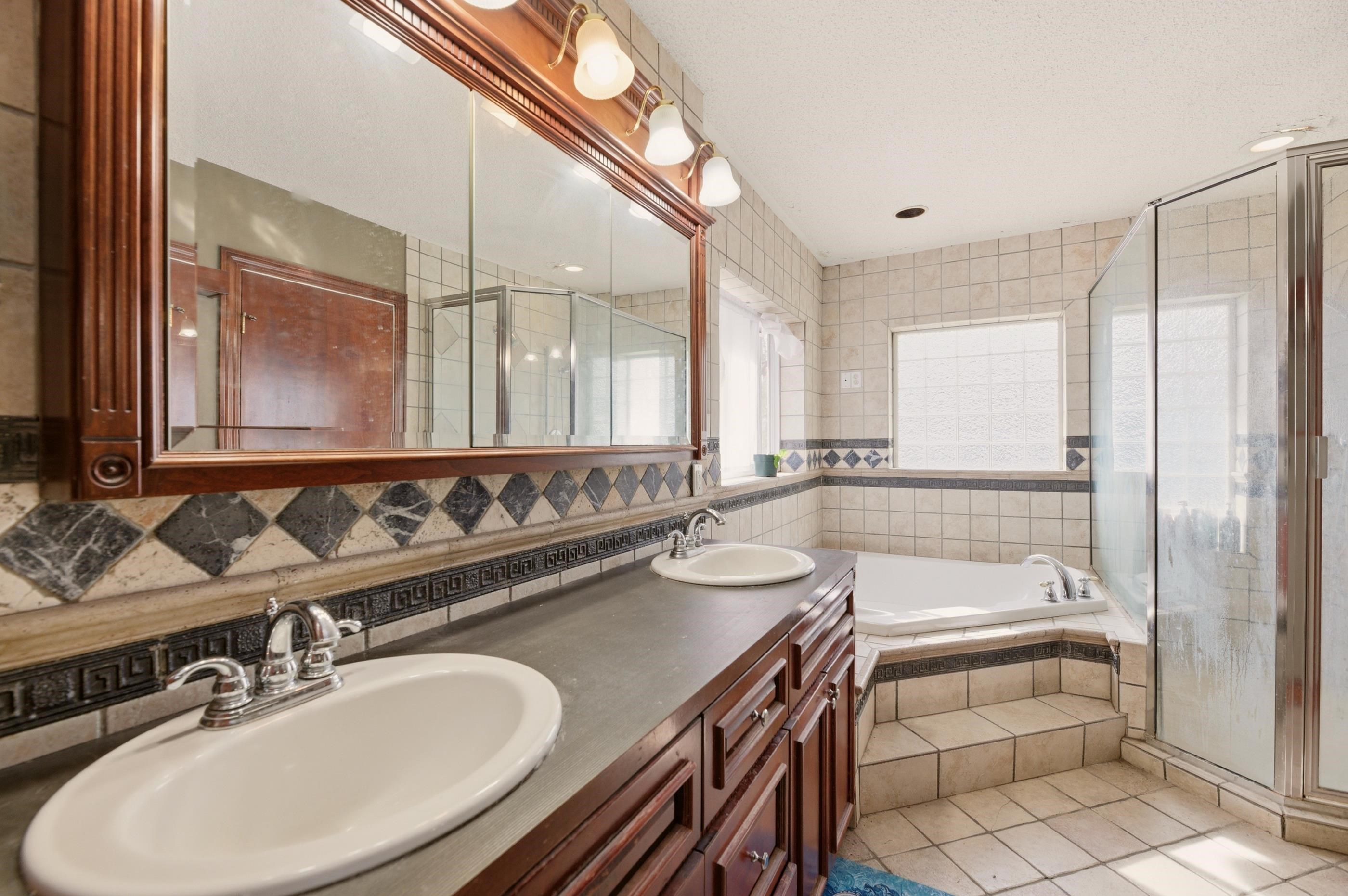 250 N Bluff Avenue Wichita KS 67208