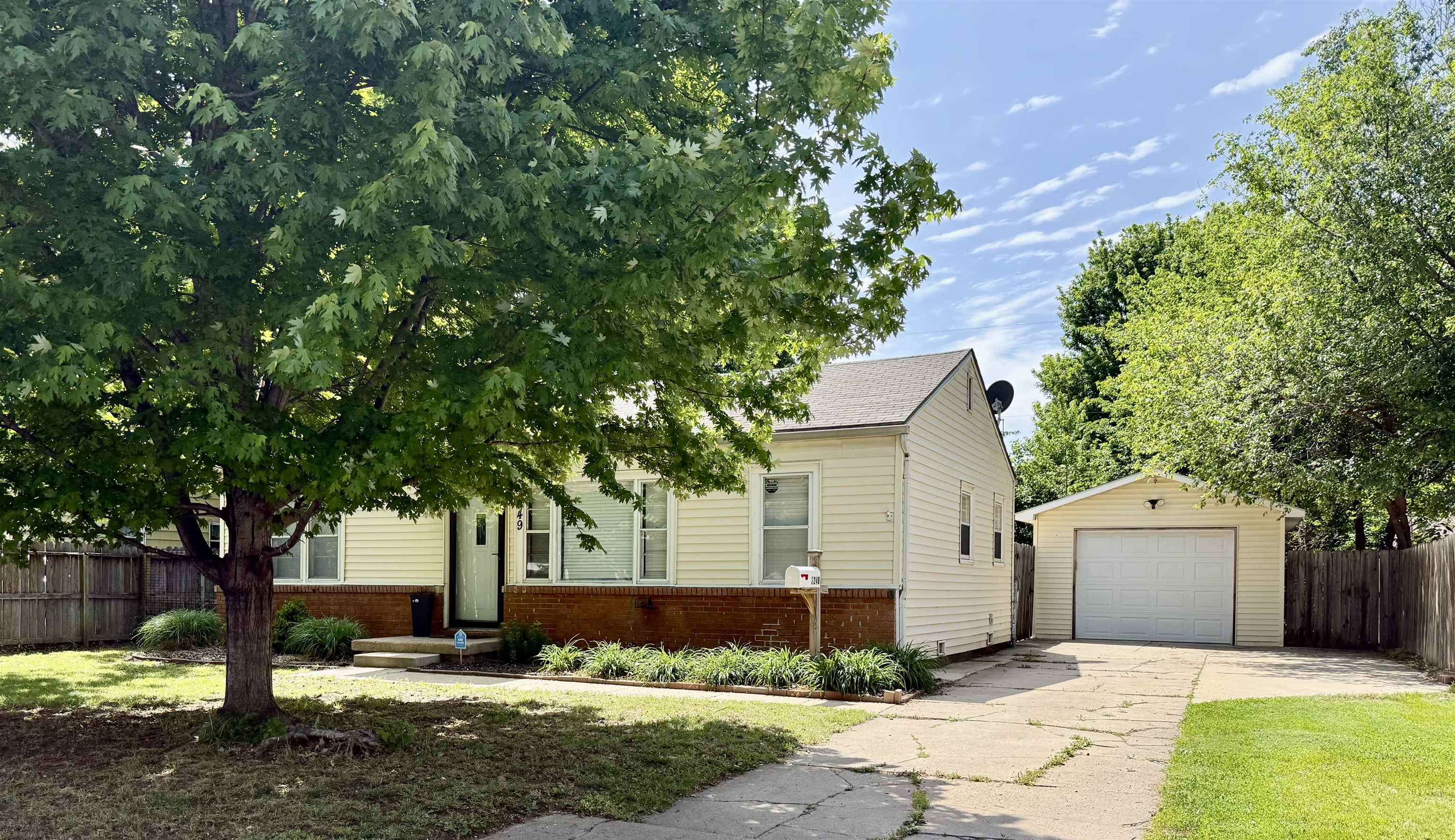3249 S Edwards Avenue Wichita KS 67217