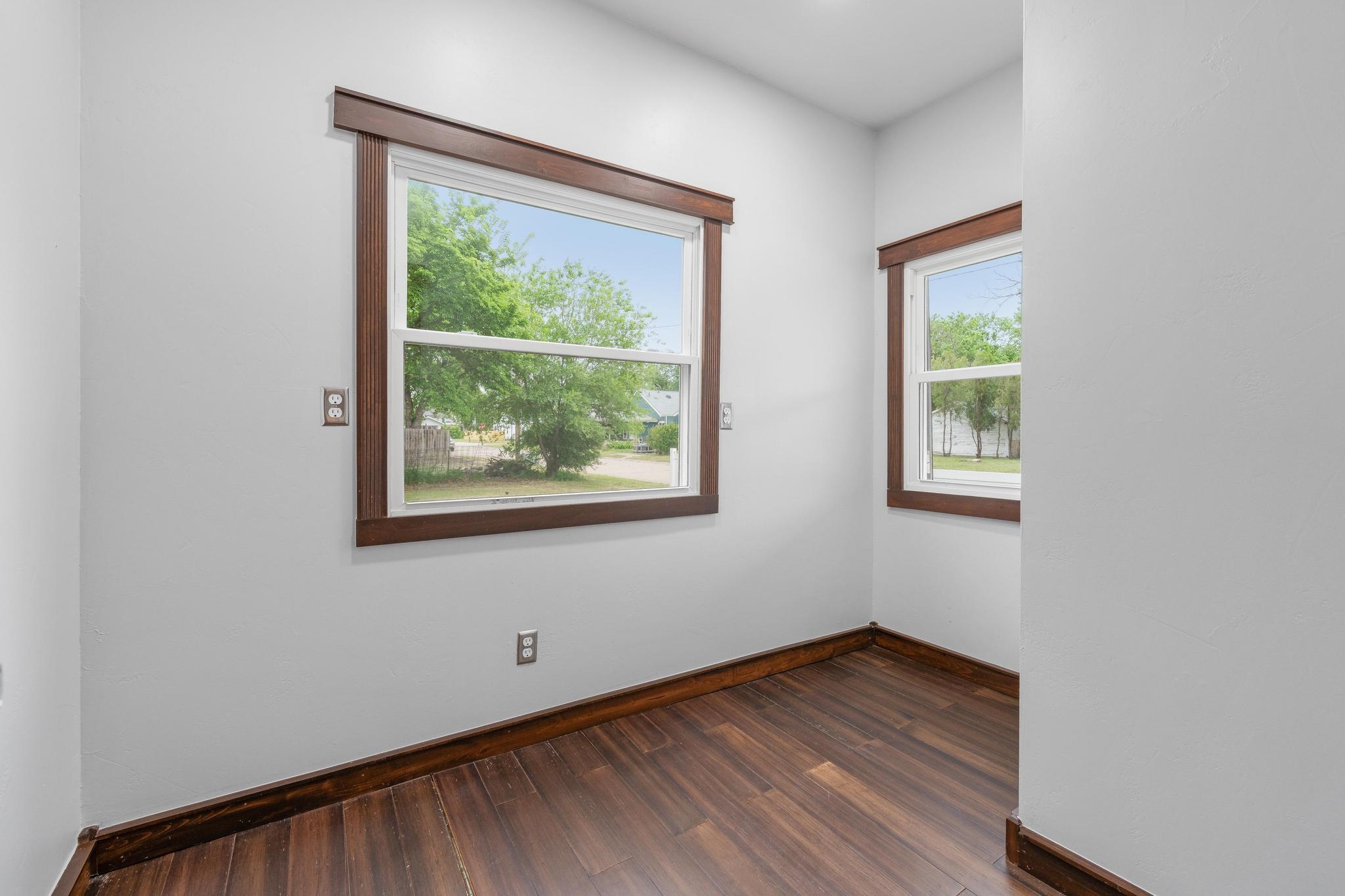 817 W Orchard Wellington KS 67152