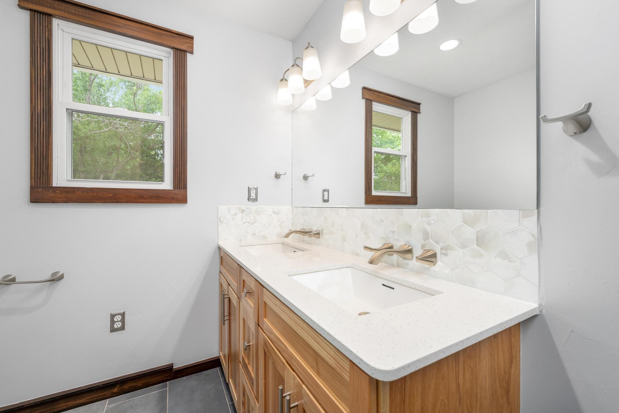 817 W Orchard Wellington KS 67152