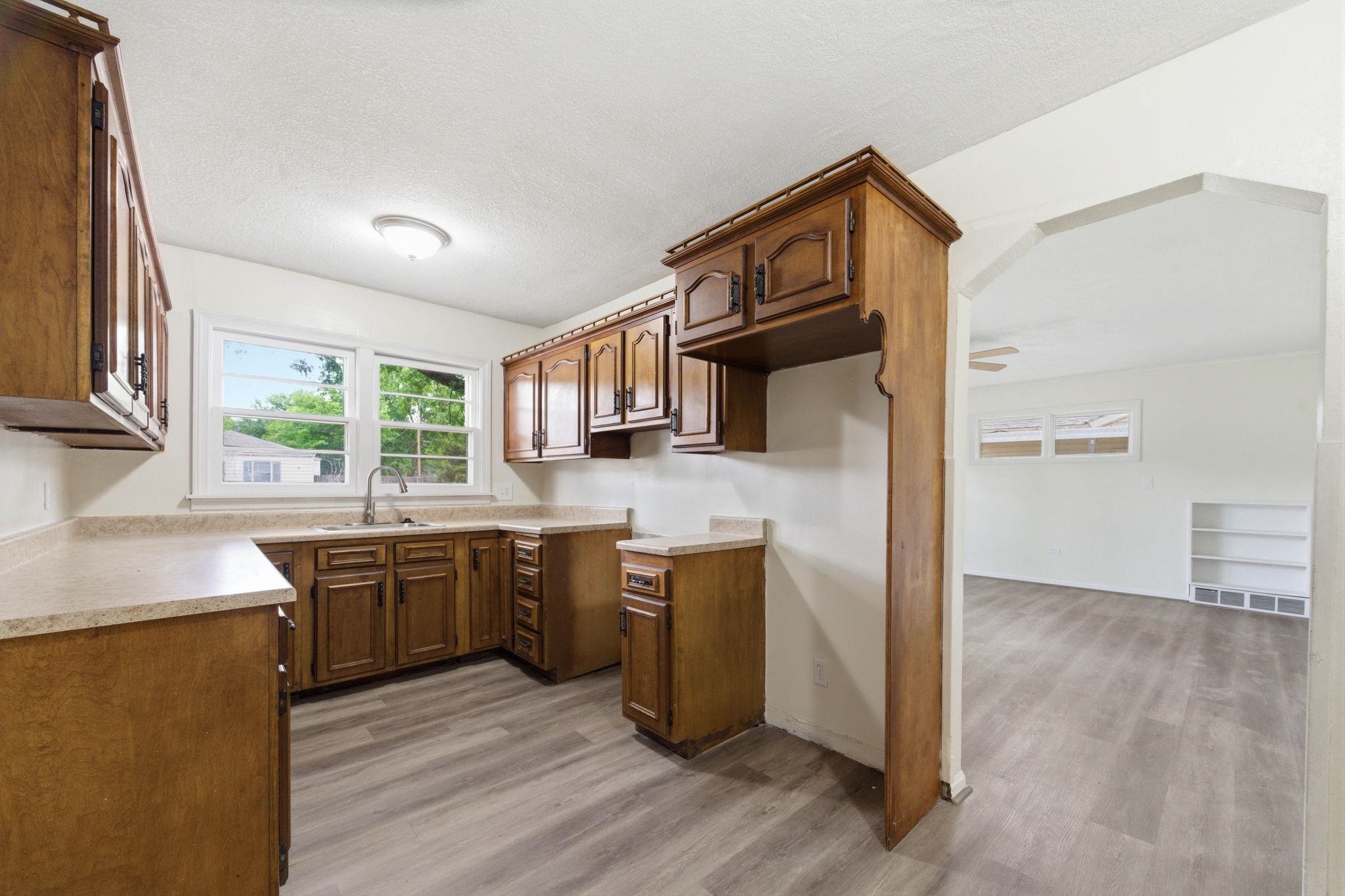 3005 E Southfork Court Wichita KS 67216