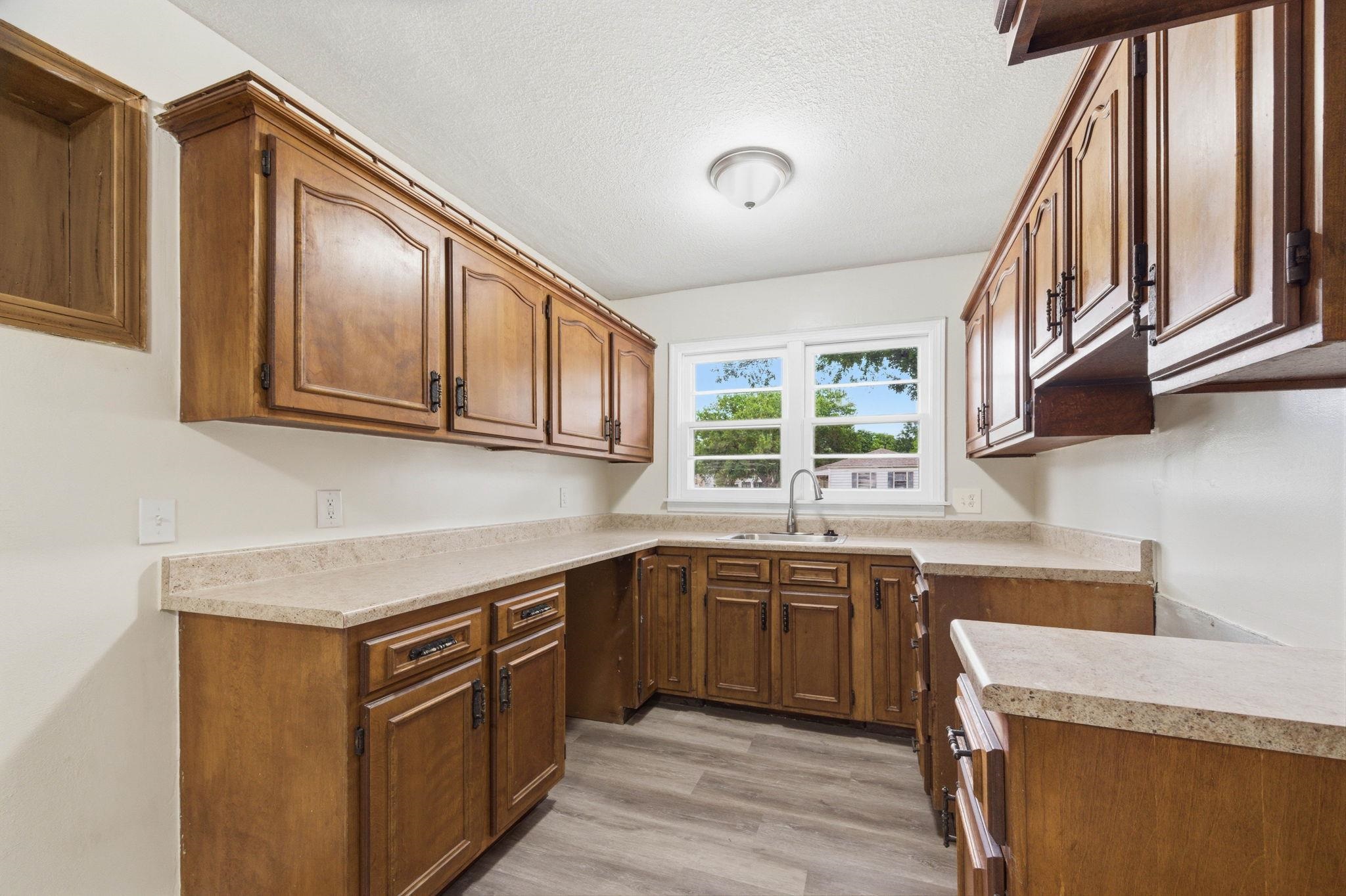3005 E Southfork Court Wichita KS 67216