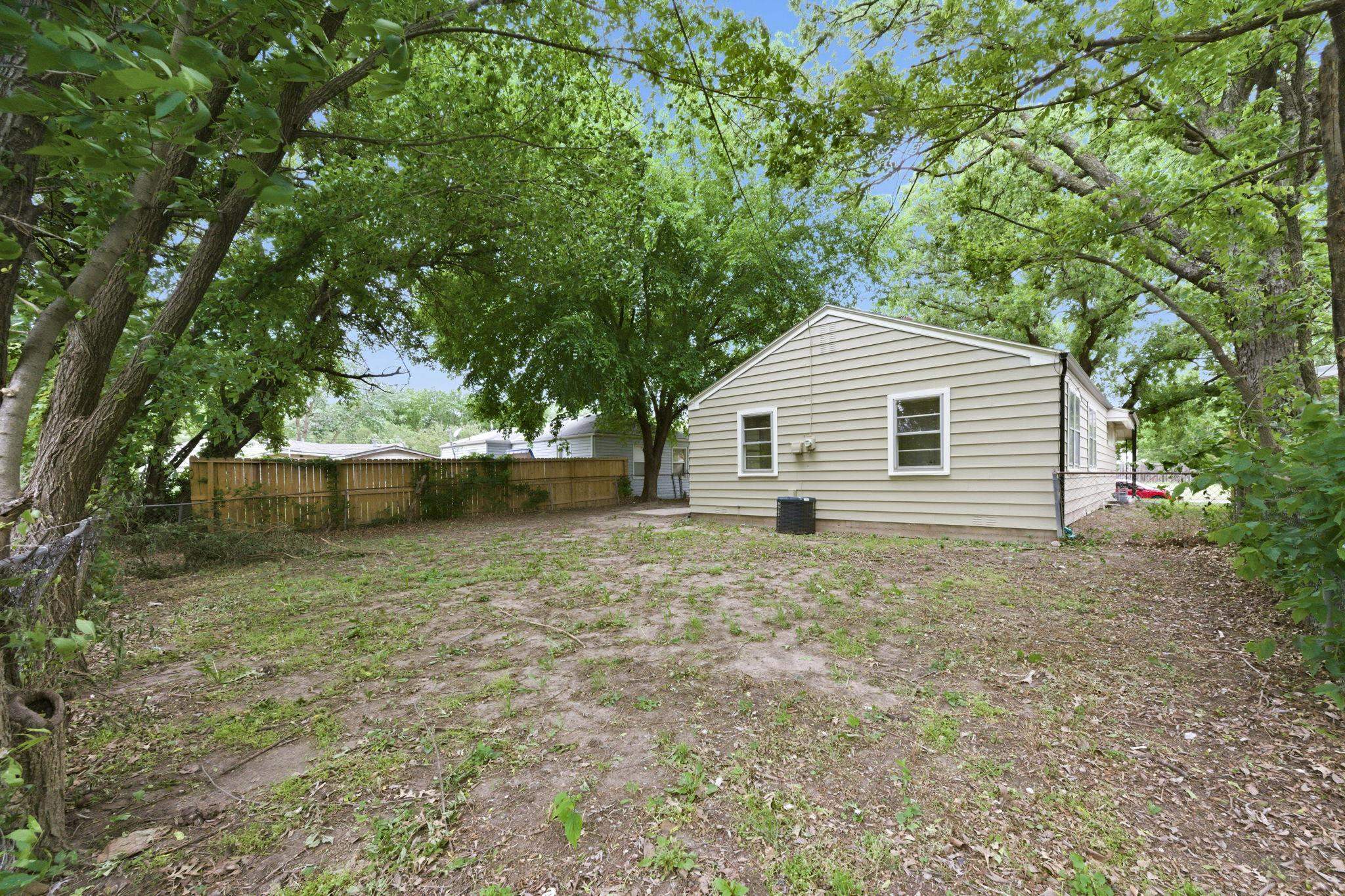 3005 E Southfork Court Wichita KS 67216