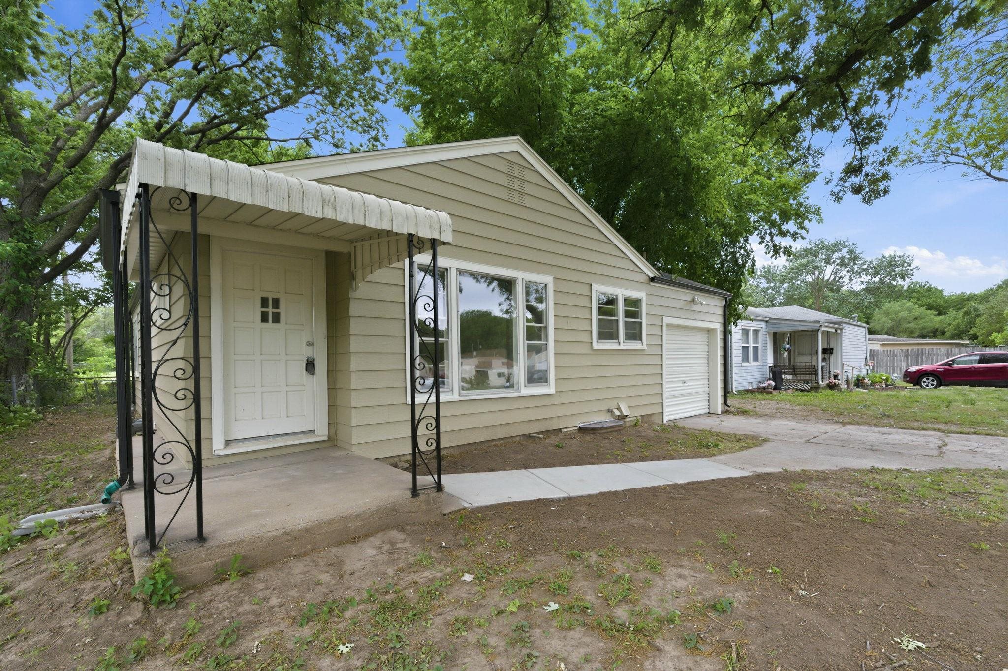 3005 E Southfork Court Wichita KS 67216