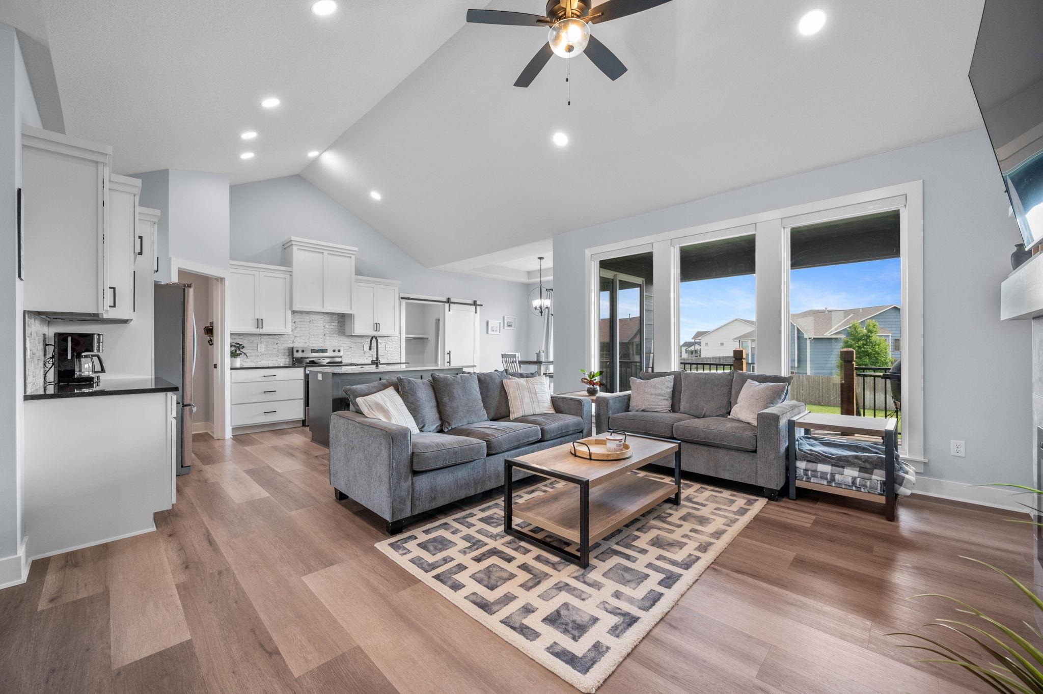 7169 E Pheasant Ridge Street Bel Aire KS 67226