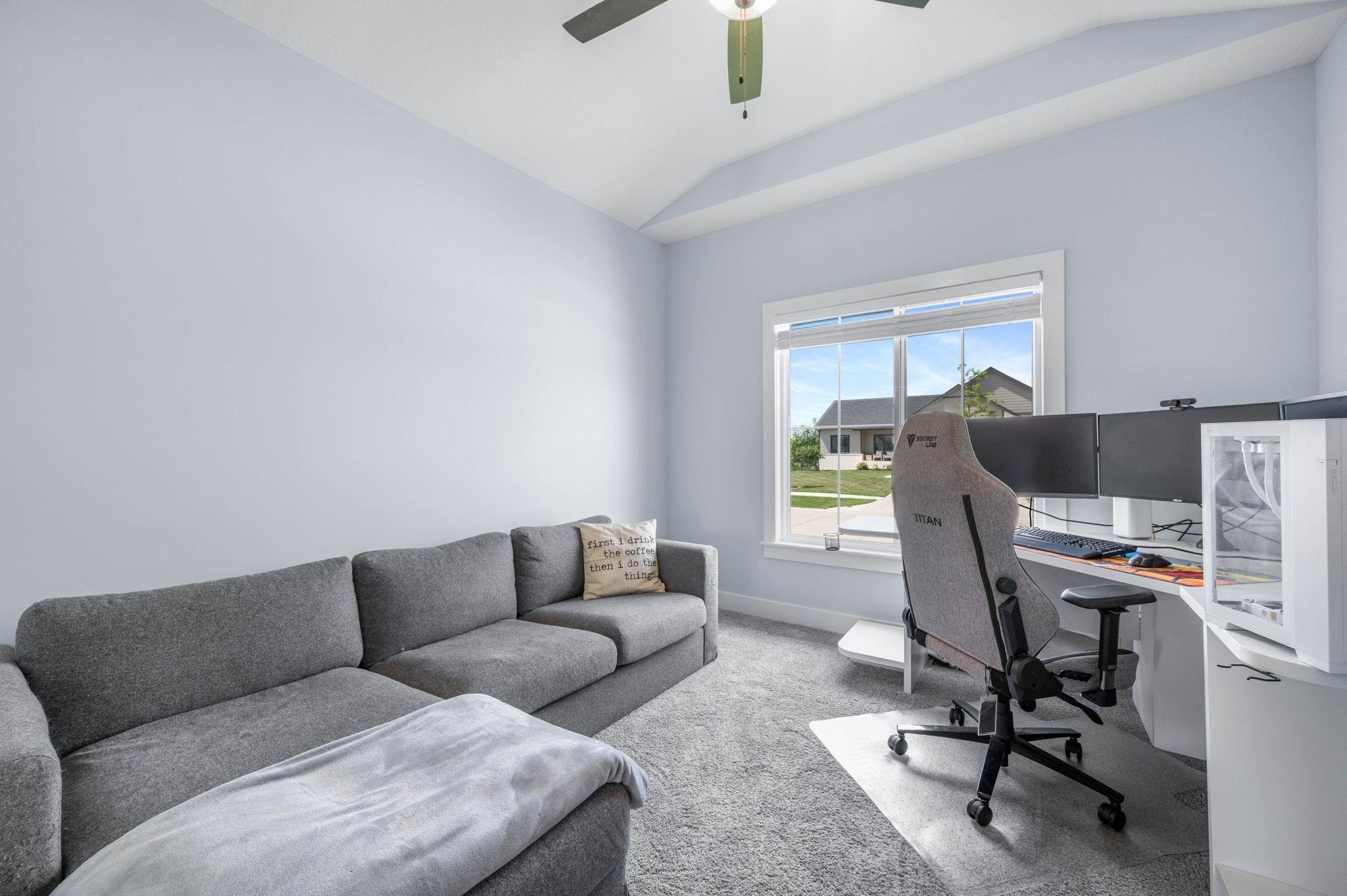 7169 E Pheasant Ridge Street Bel Aire KS 67226