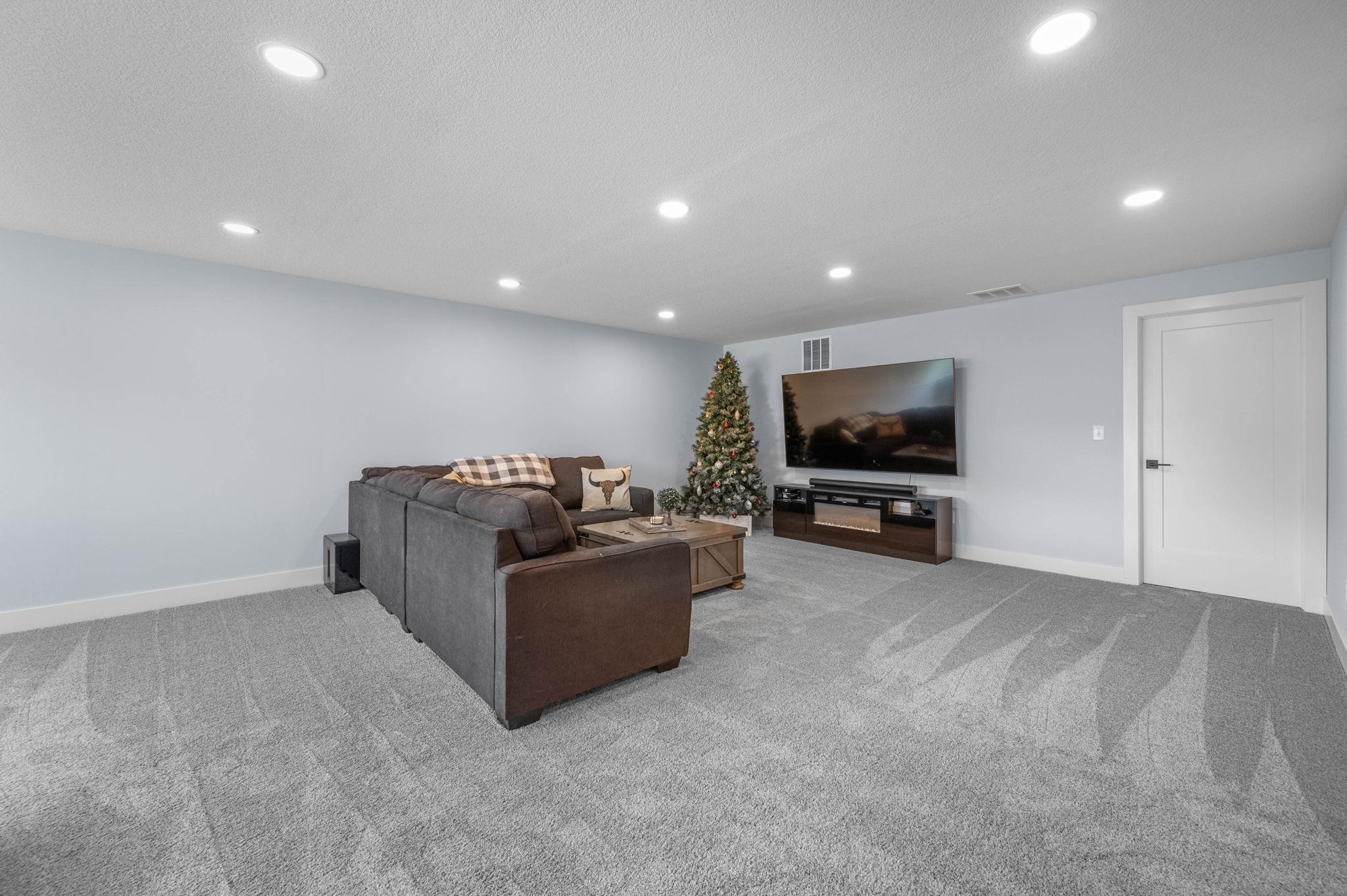 7169 E Pheasant Ridge Street Bel Aire KS 67226