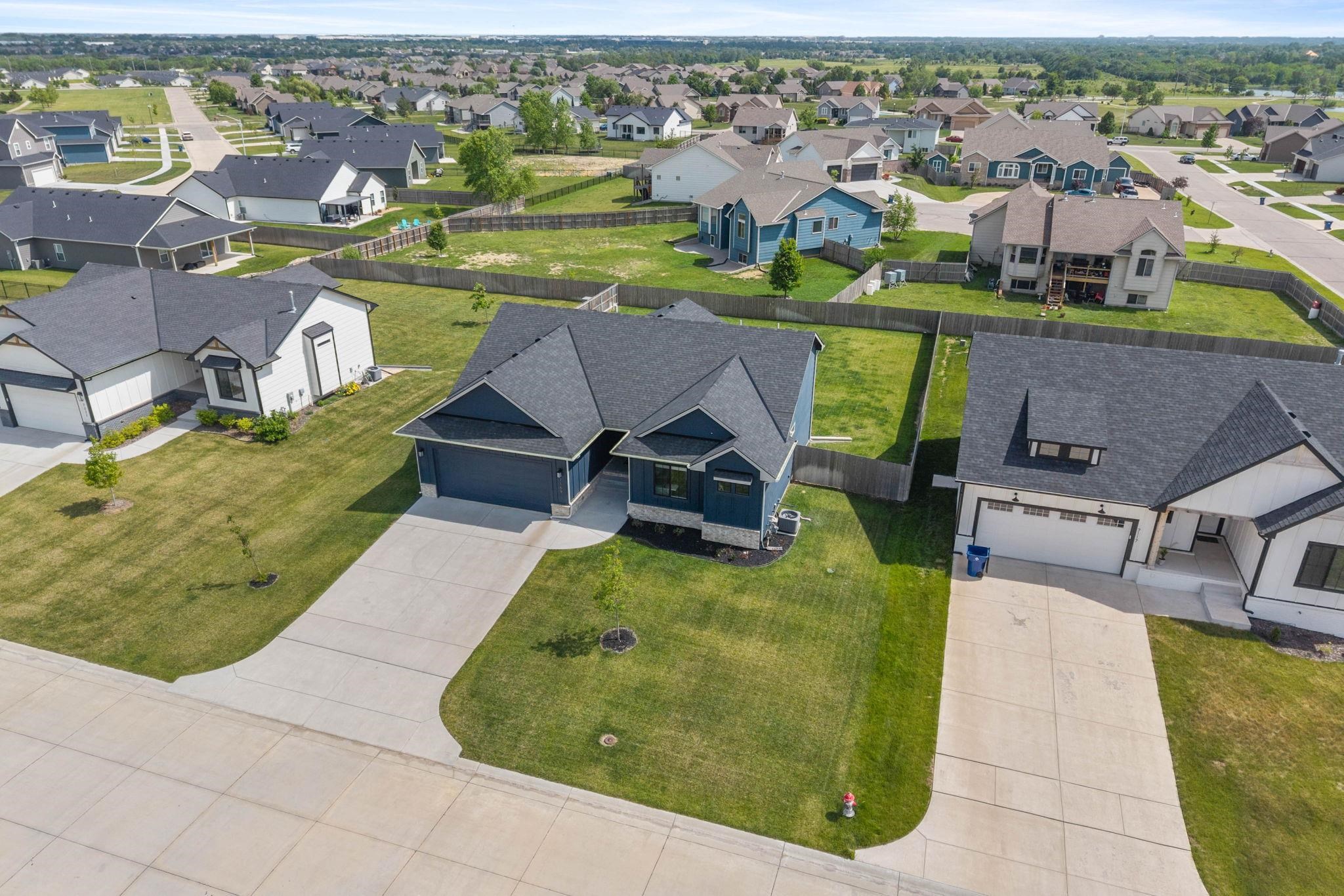 7169 E Pheasant Ridge Street Bel Aire KS 67226
