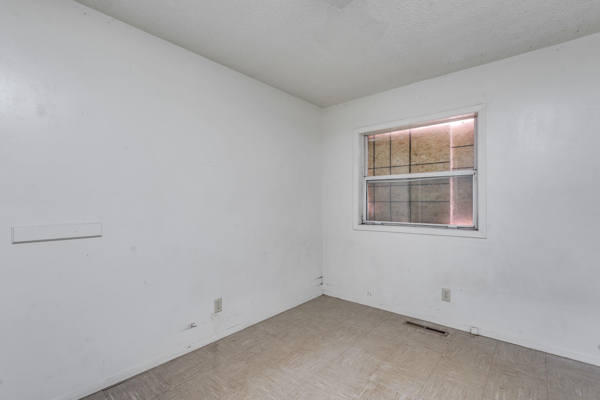 1621 E Berkeley Street Wichita KS 67216