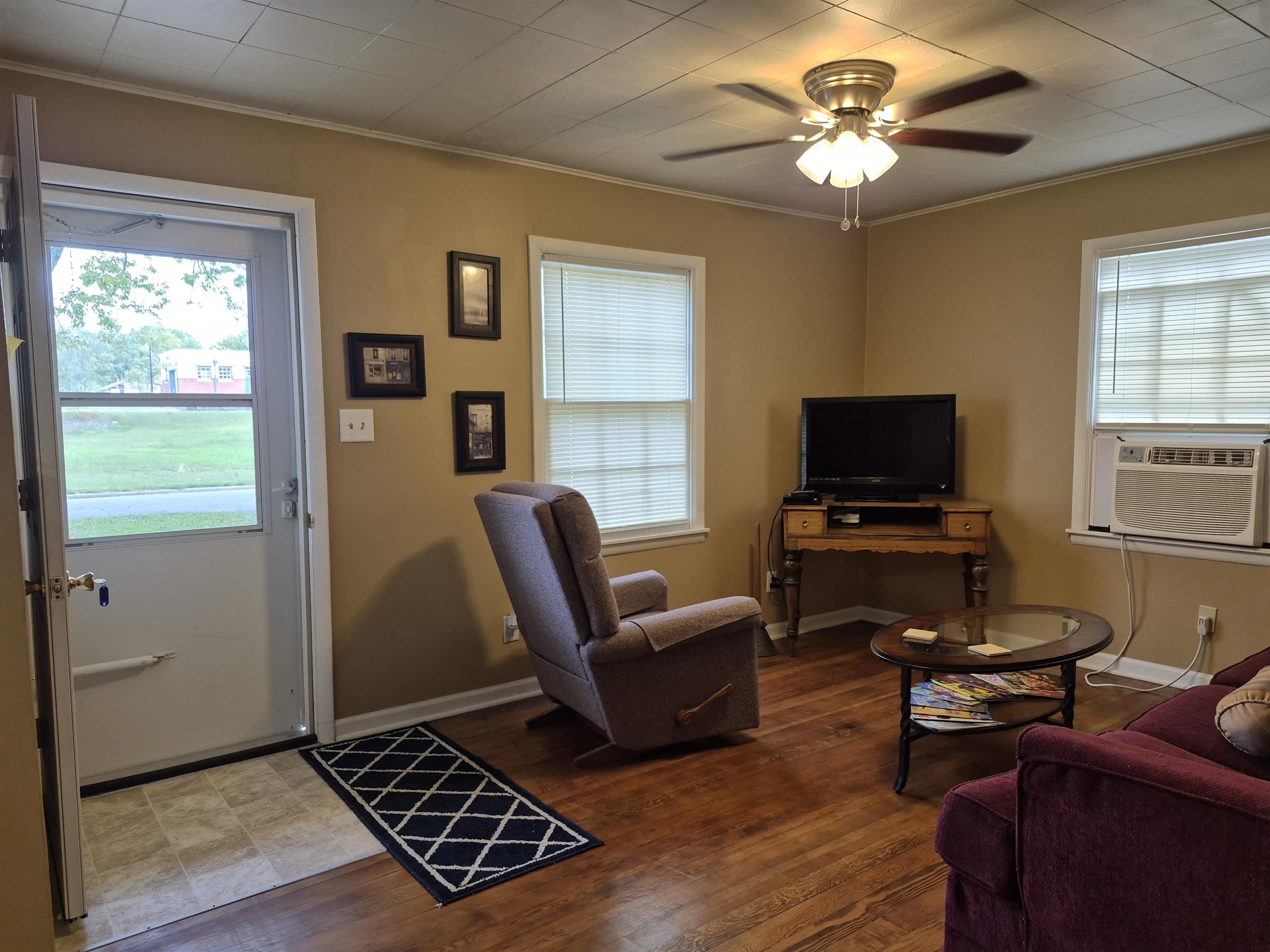 517 N Mulberry Street Eureka KS 67045