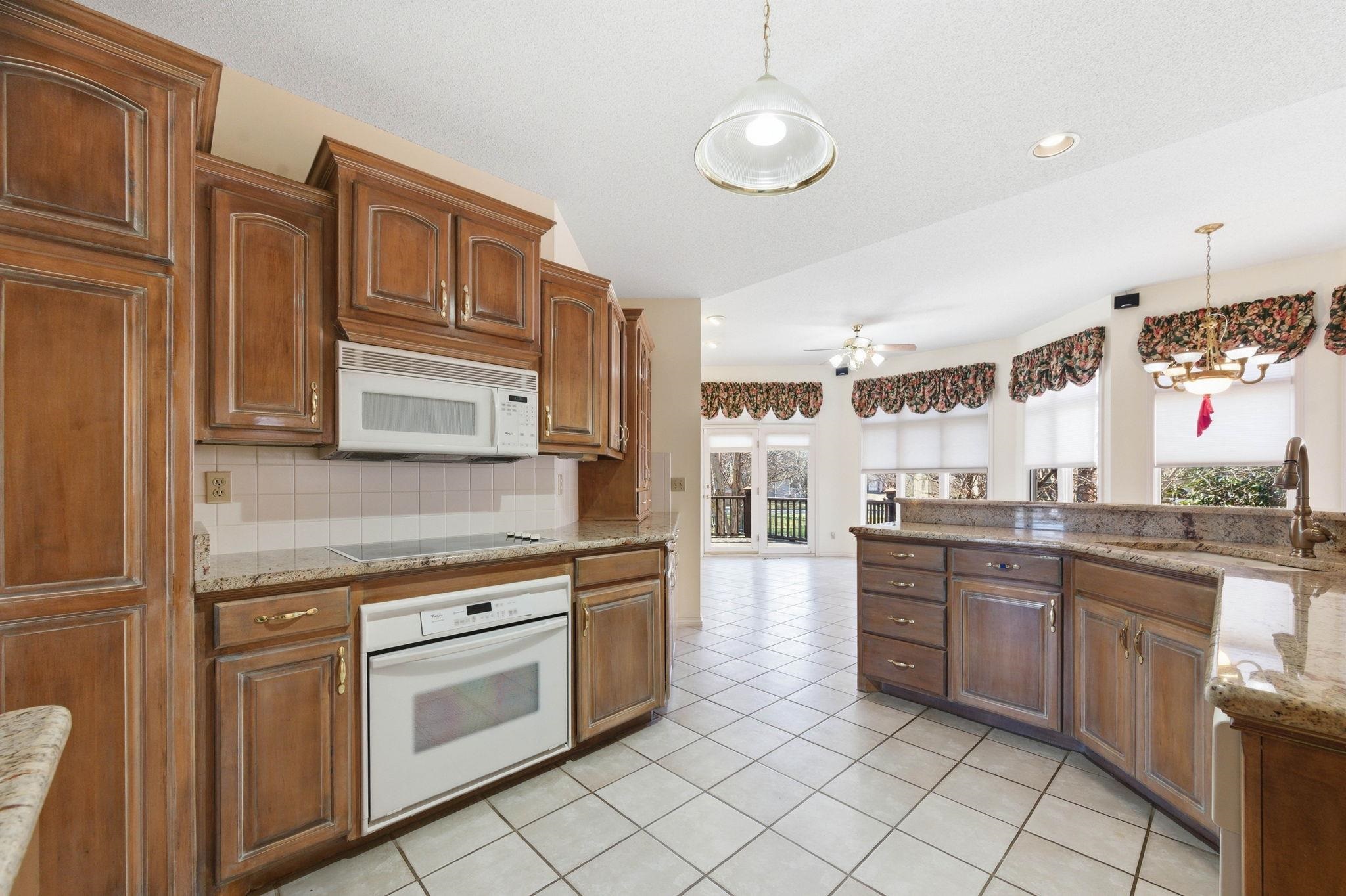 1367 N Hickory Creek Court Wichita KS 67235